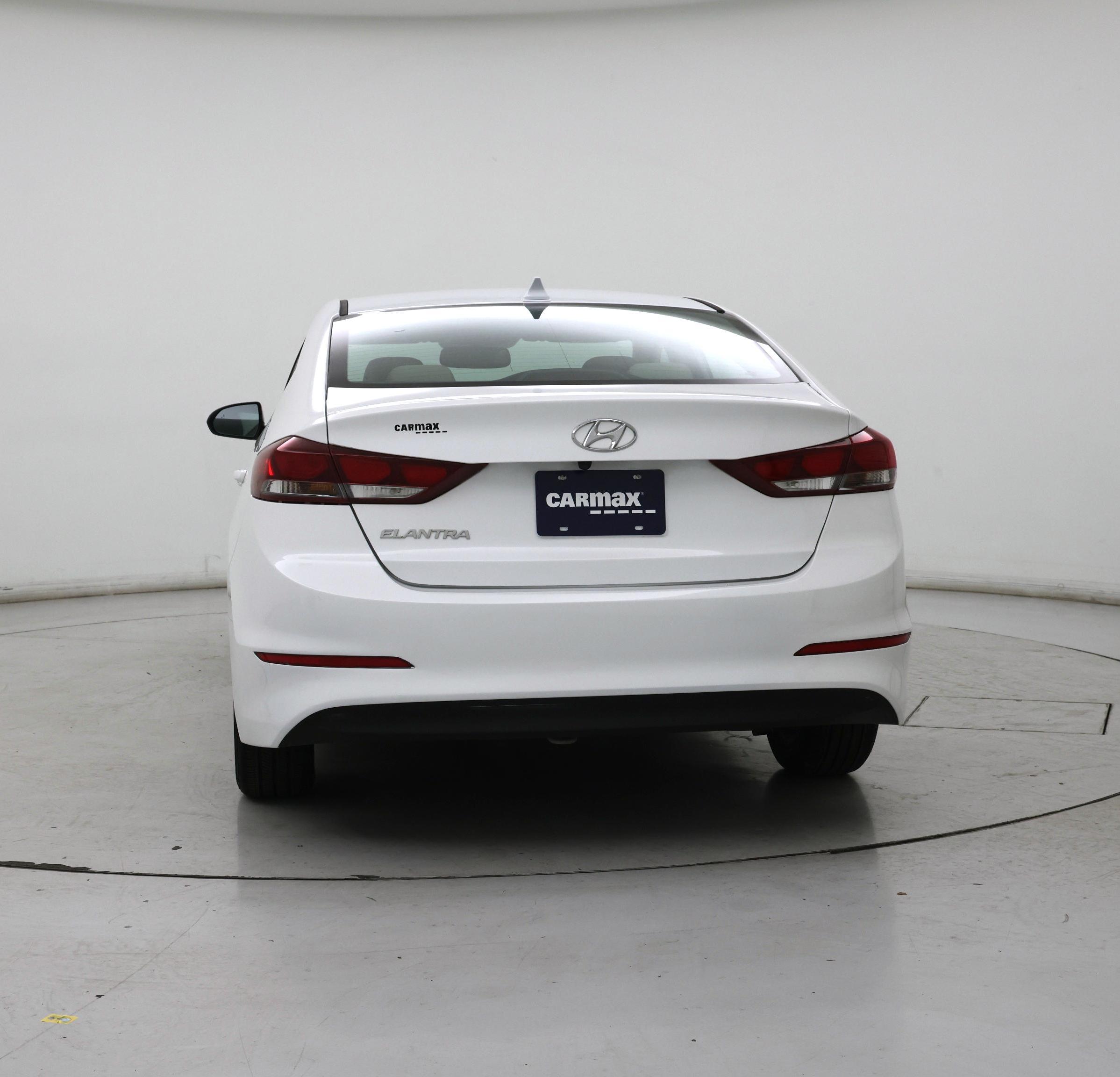 Thumbnail: 2017 Hyundai Elantra - 6