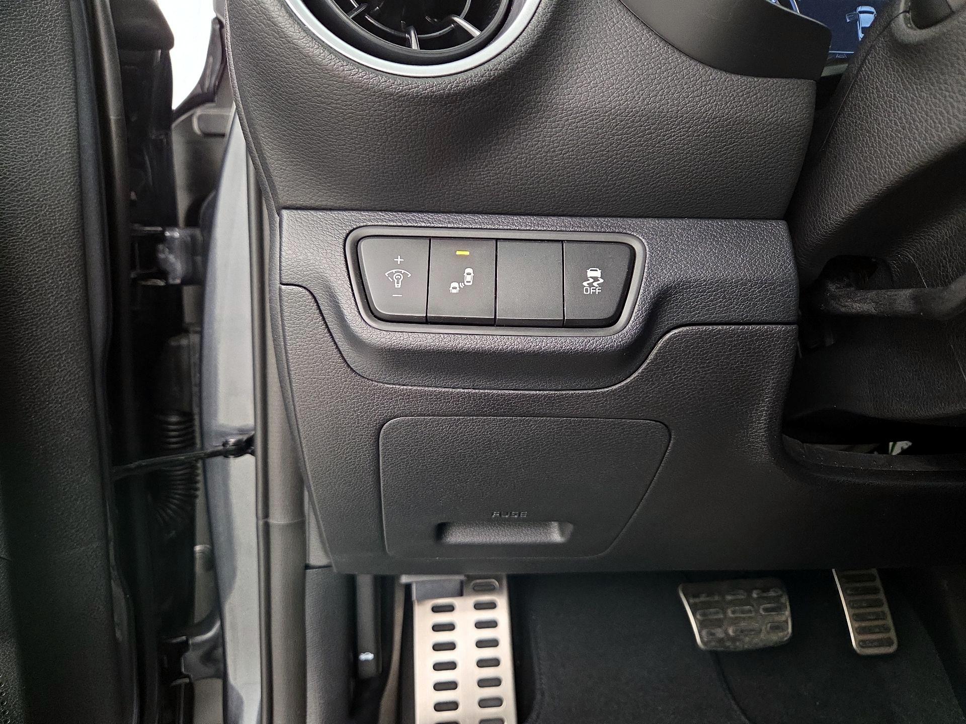 Thumbnail: 2024 Kia Forte - 13