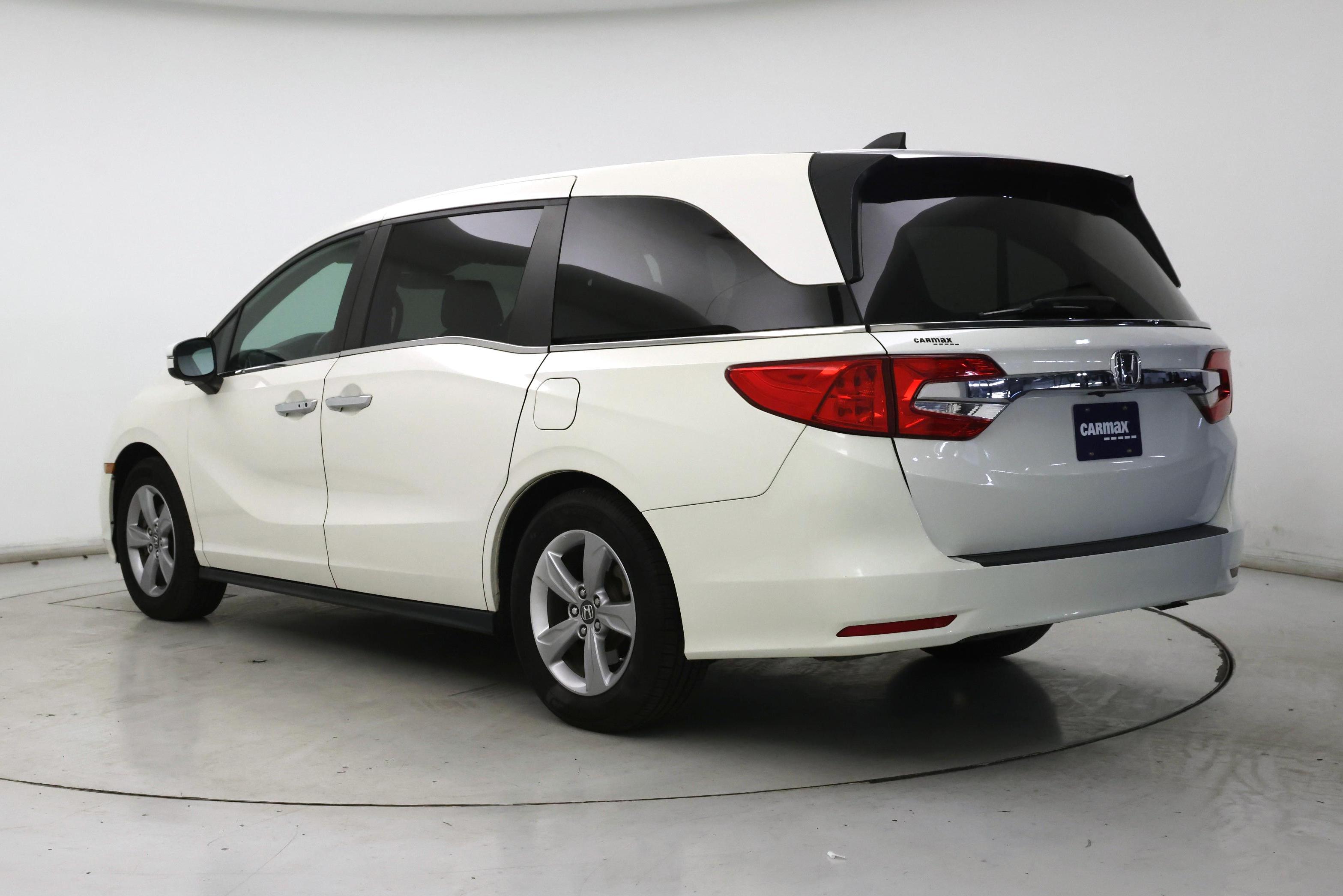 Thumbnail: 2018 Honda Odyssey - 2