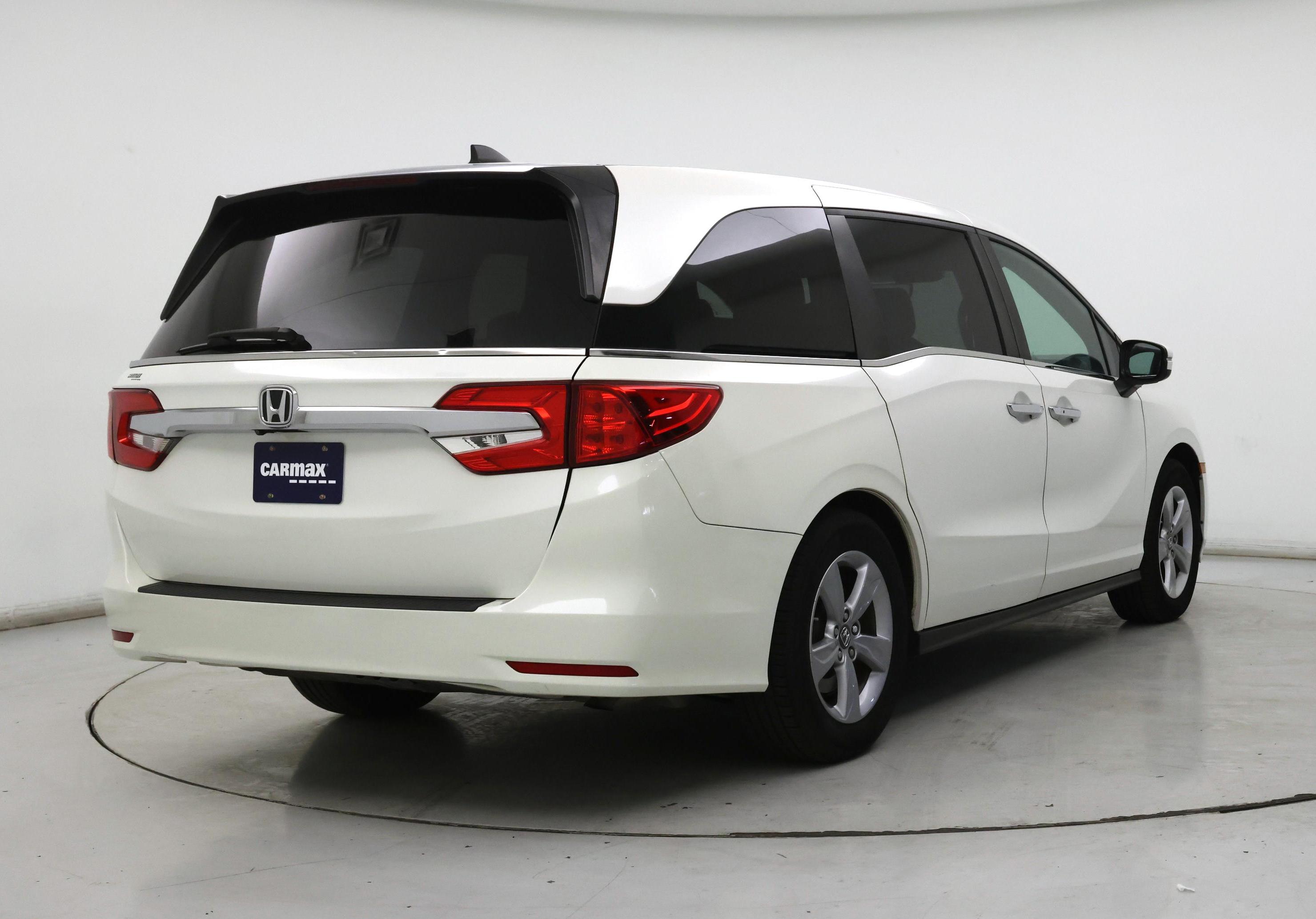 Thumbnail: 2018 Honda Odyssey - 8