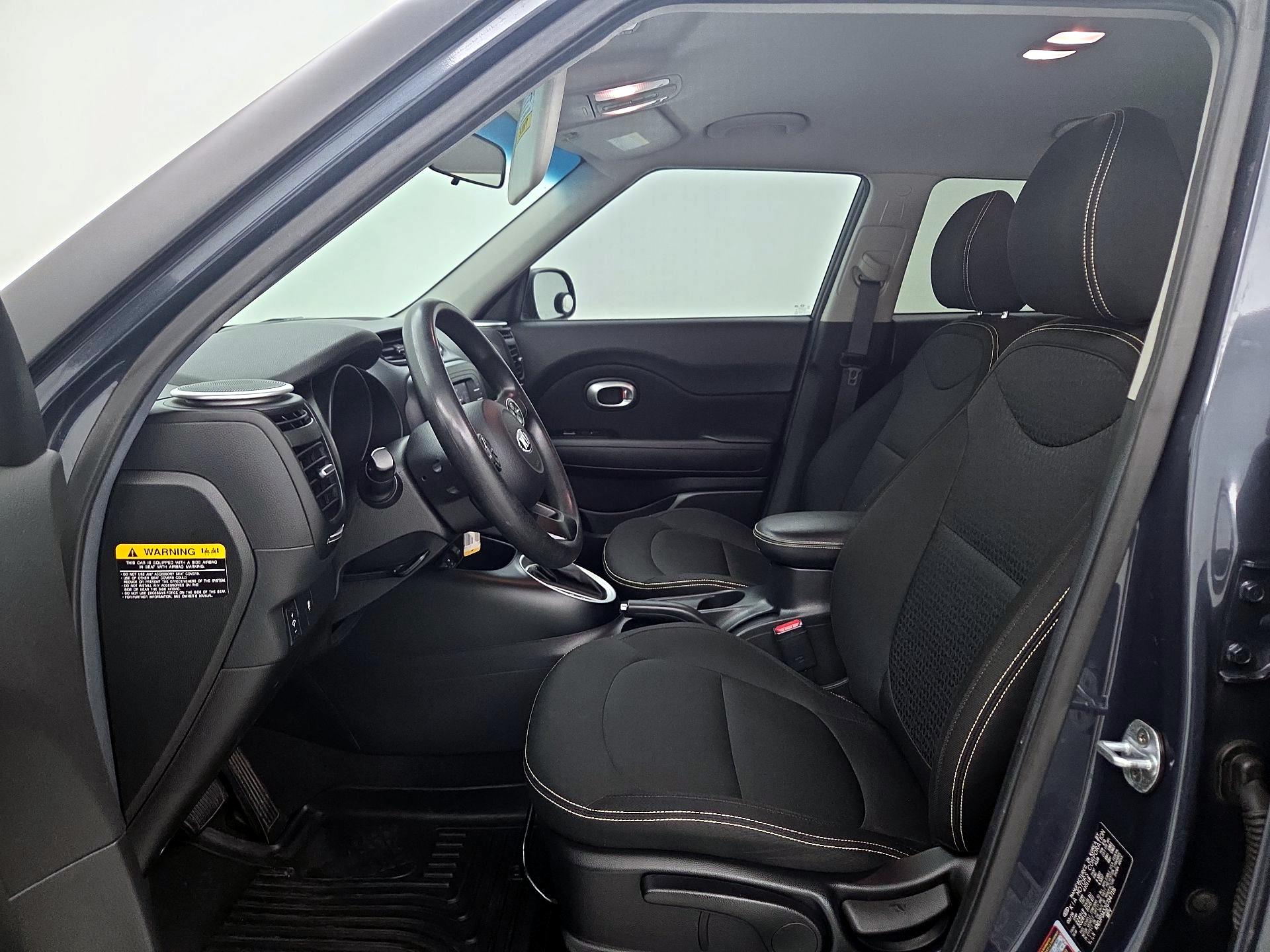 Thumbnail: 2016 Kia Soul - 11