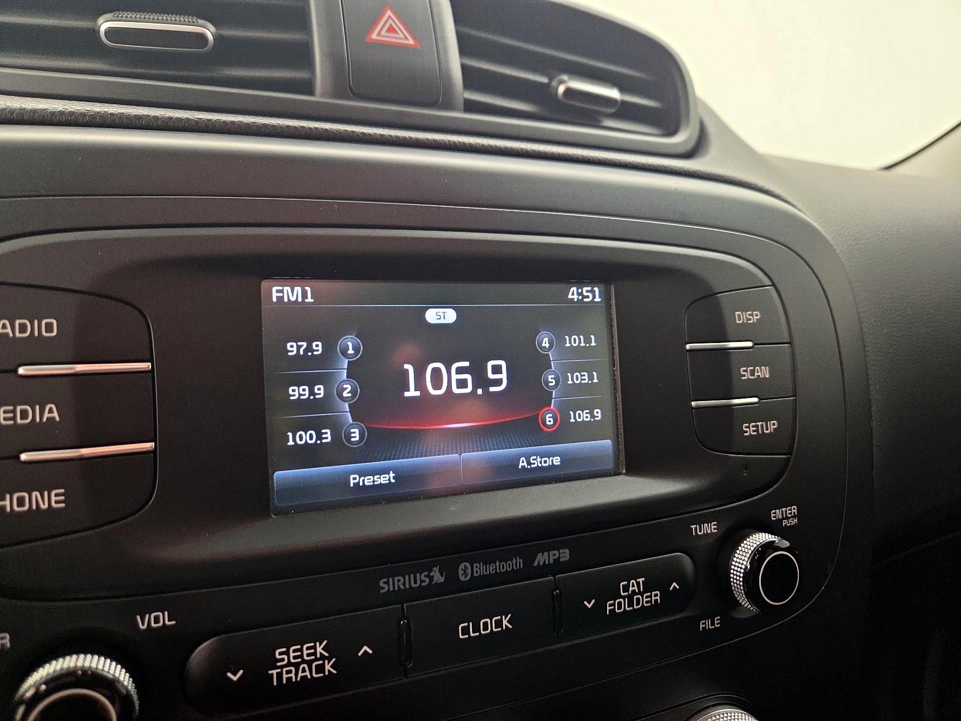 Thumbnail: 2016 Kia Soul - 15