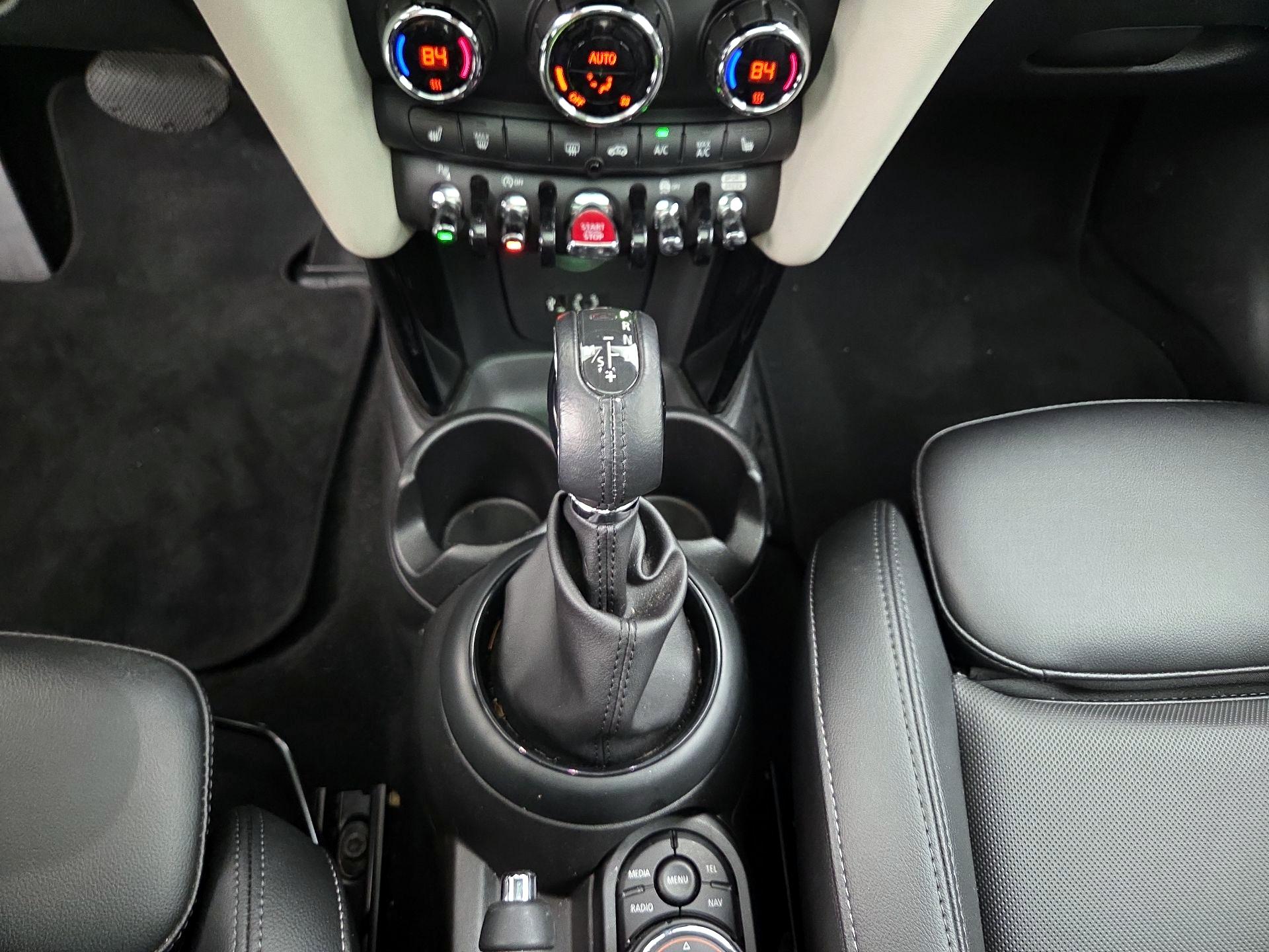 Thumbnail: 2018 MINI Cooper Hardtop - 18