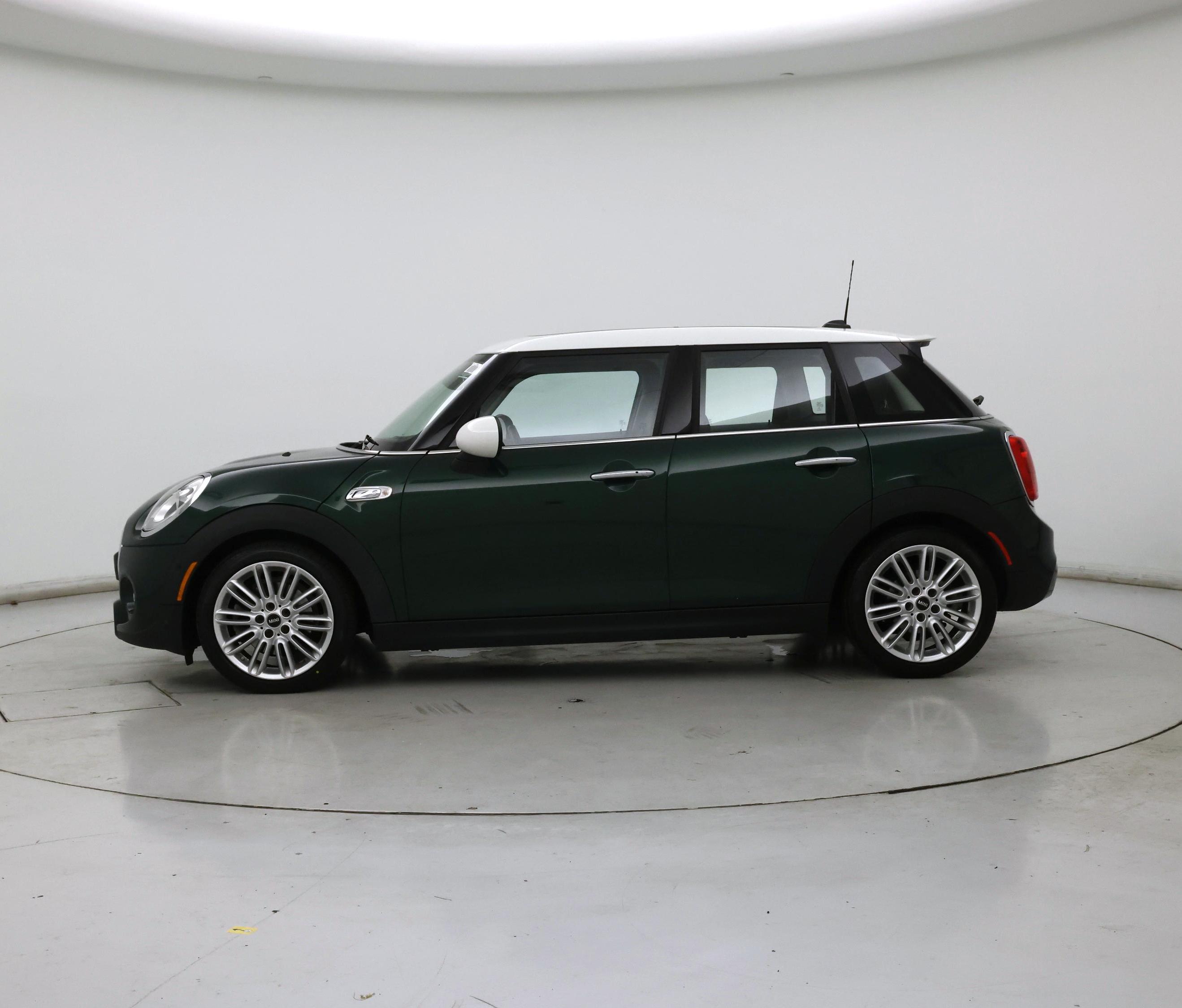Thumbnail: 2018 MINI Cooper Hardtop - 3
