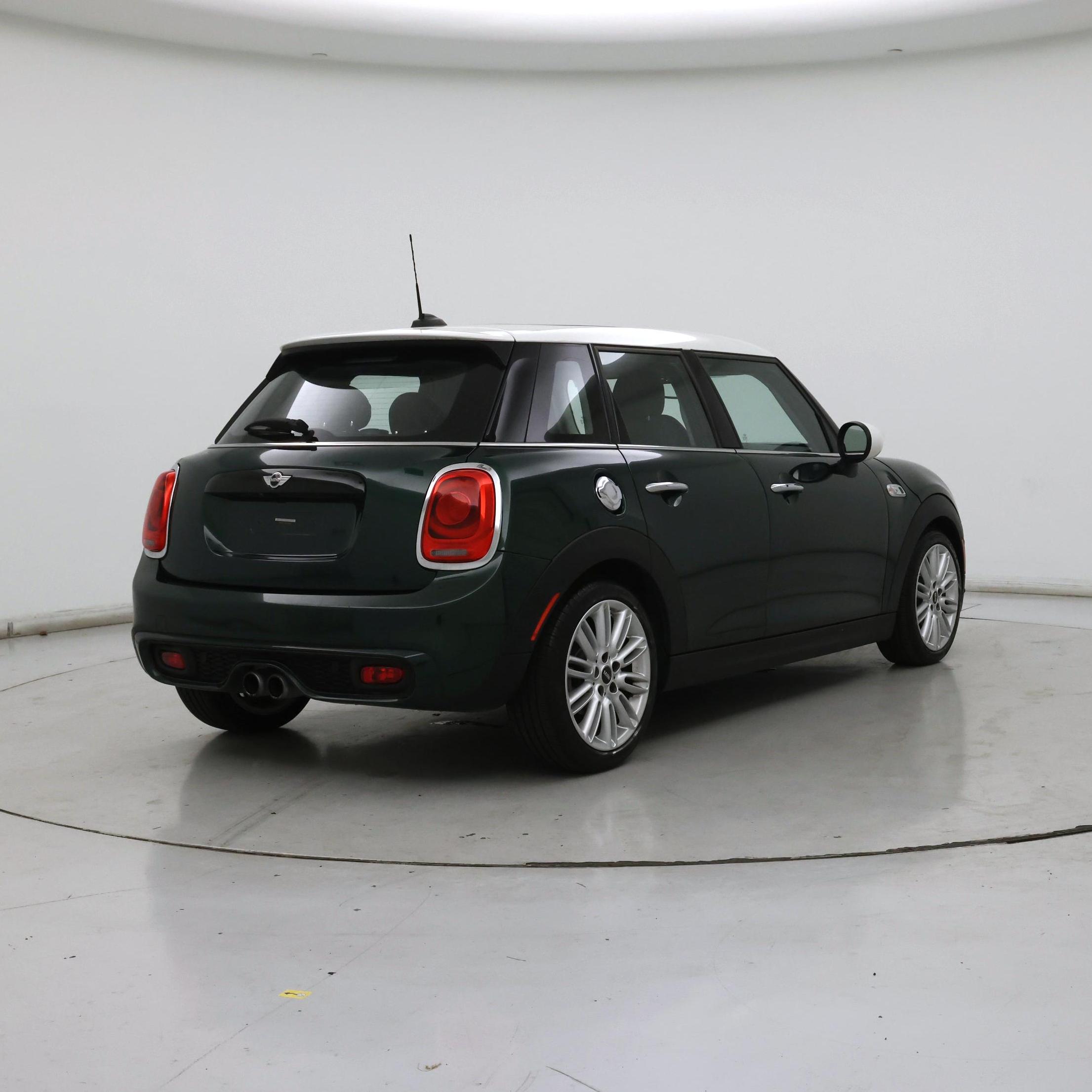 Thumbnail: 2018 MINI Cooper Hardtop - 8