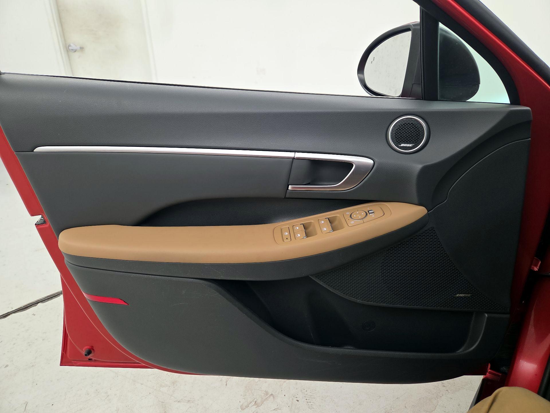 Thumbnail: 2020 Hyundai Sonata - 12