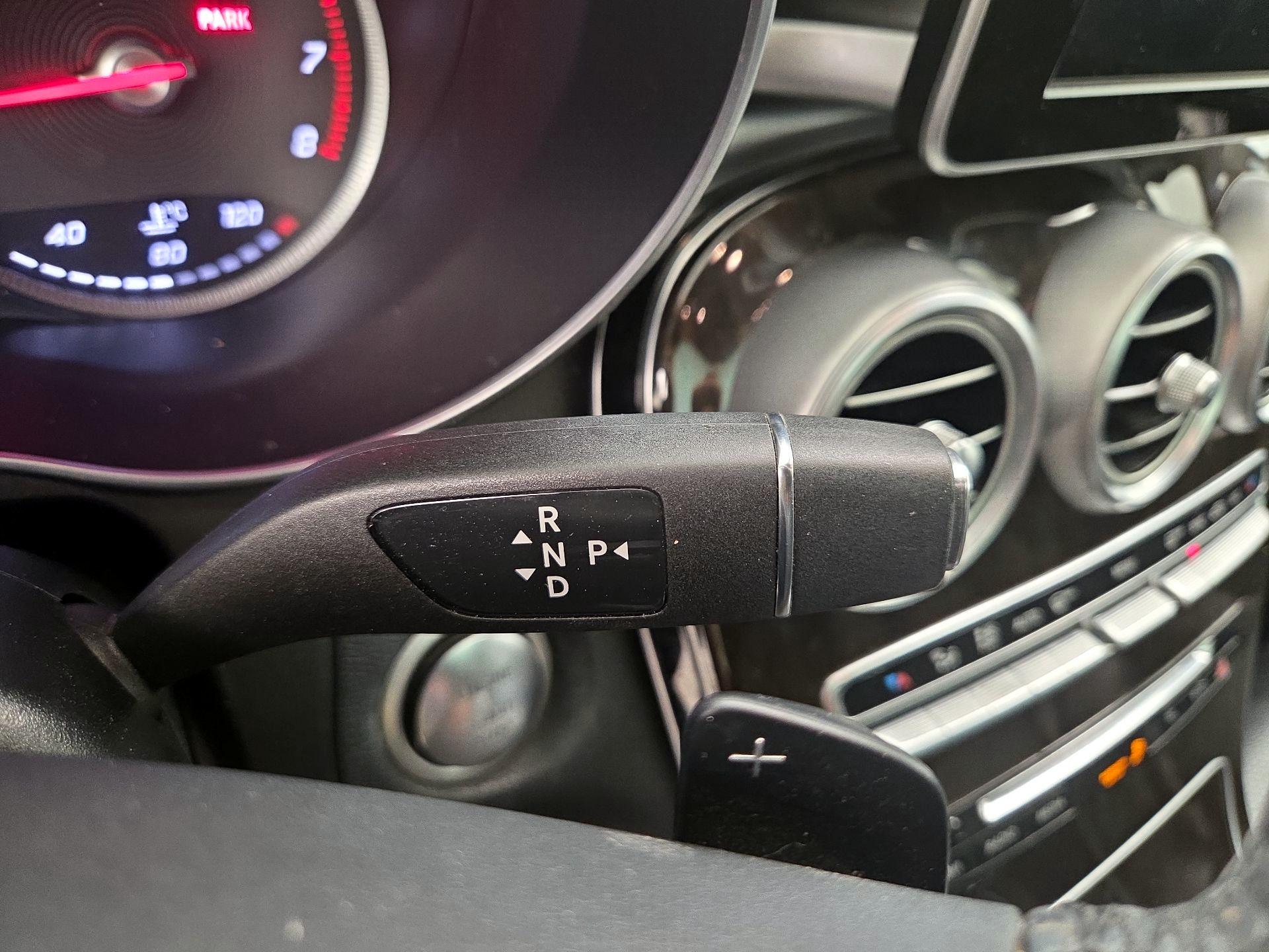 Thumbnail: 2017 Mercedes-Benz GLC - 17