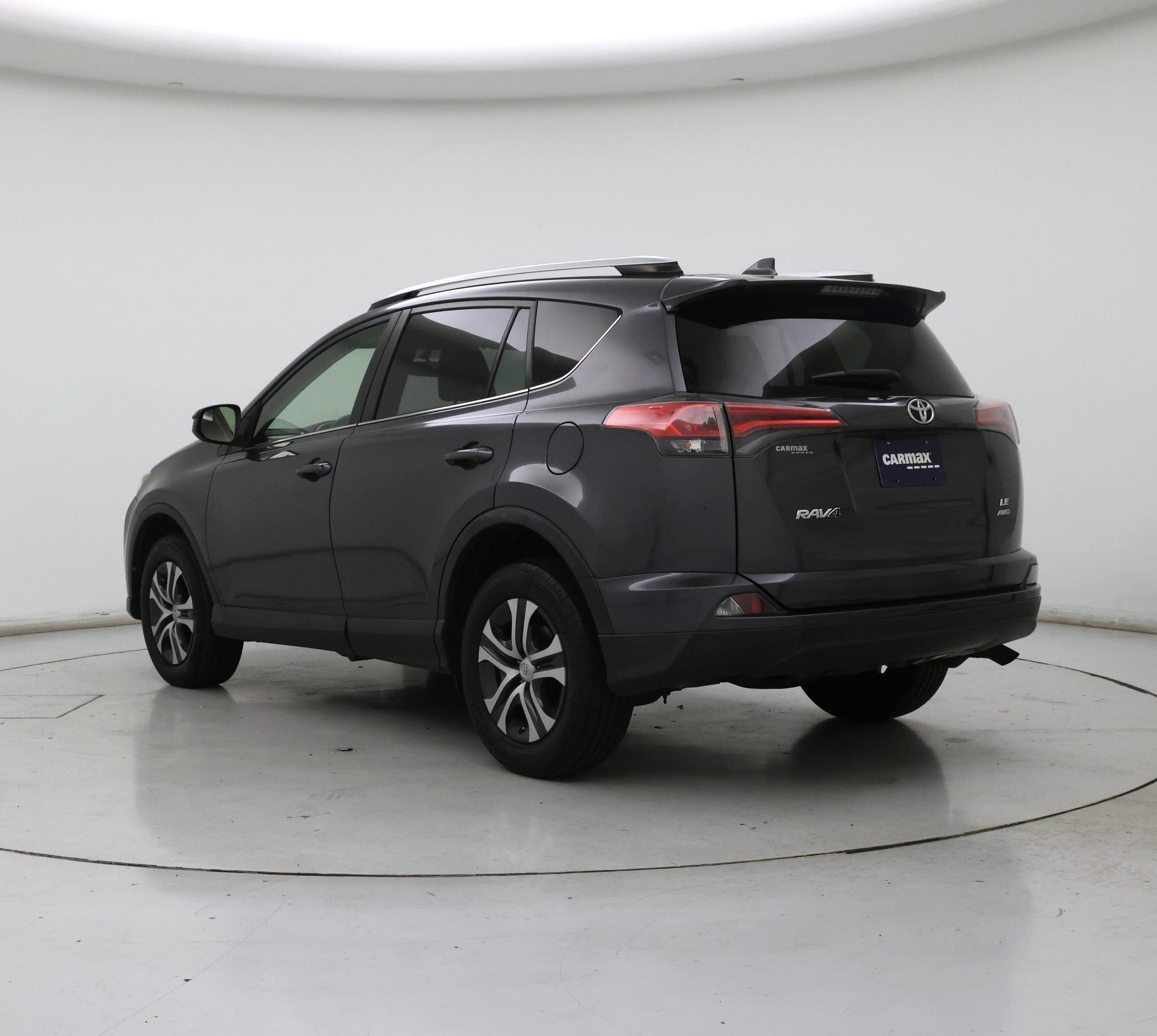 Thumbnail: 2016 Toyota RAV4 - 2