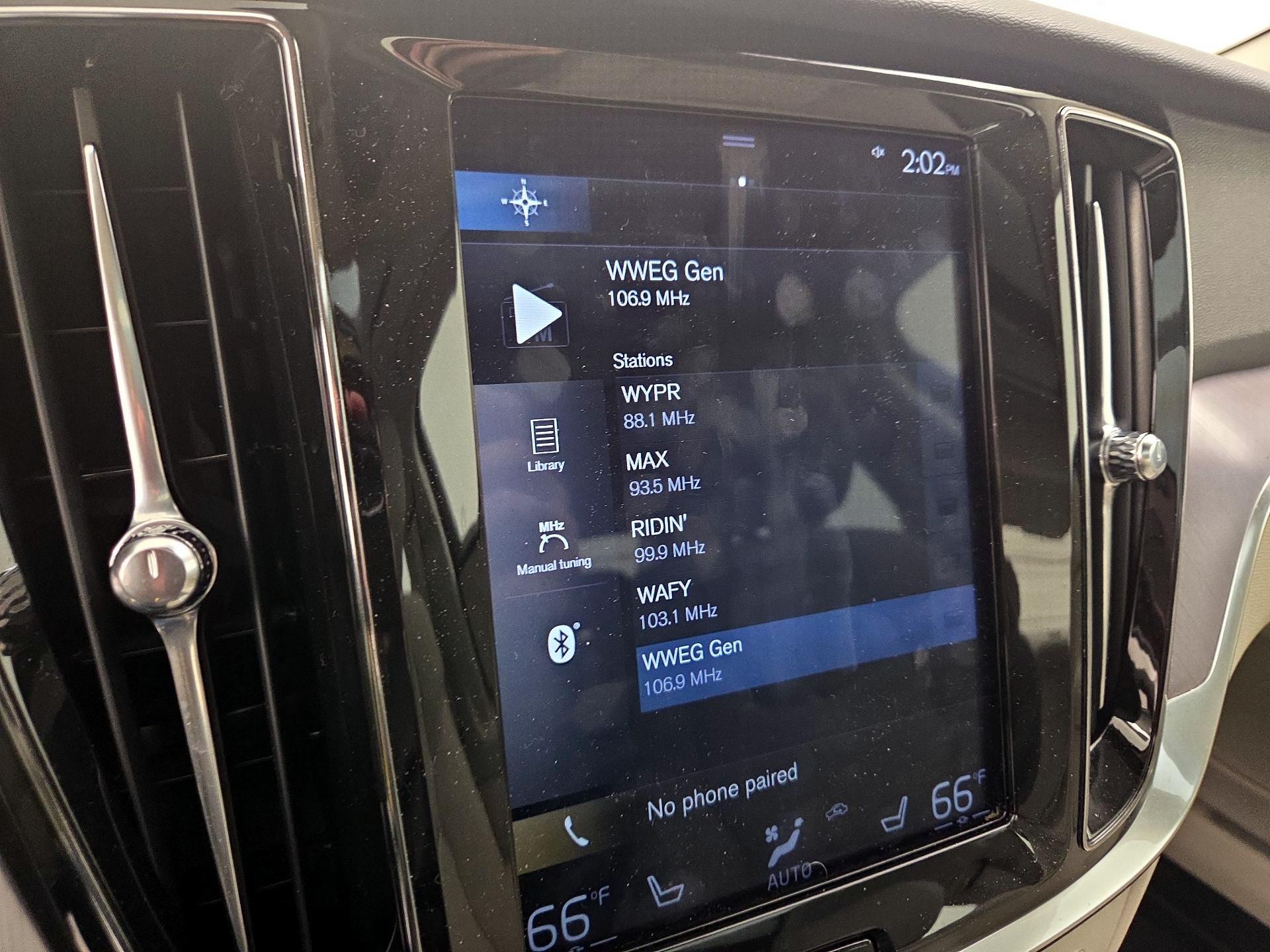 Thumbnail: 2019 Volvo S60 - 16