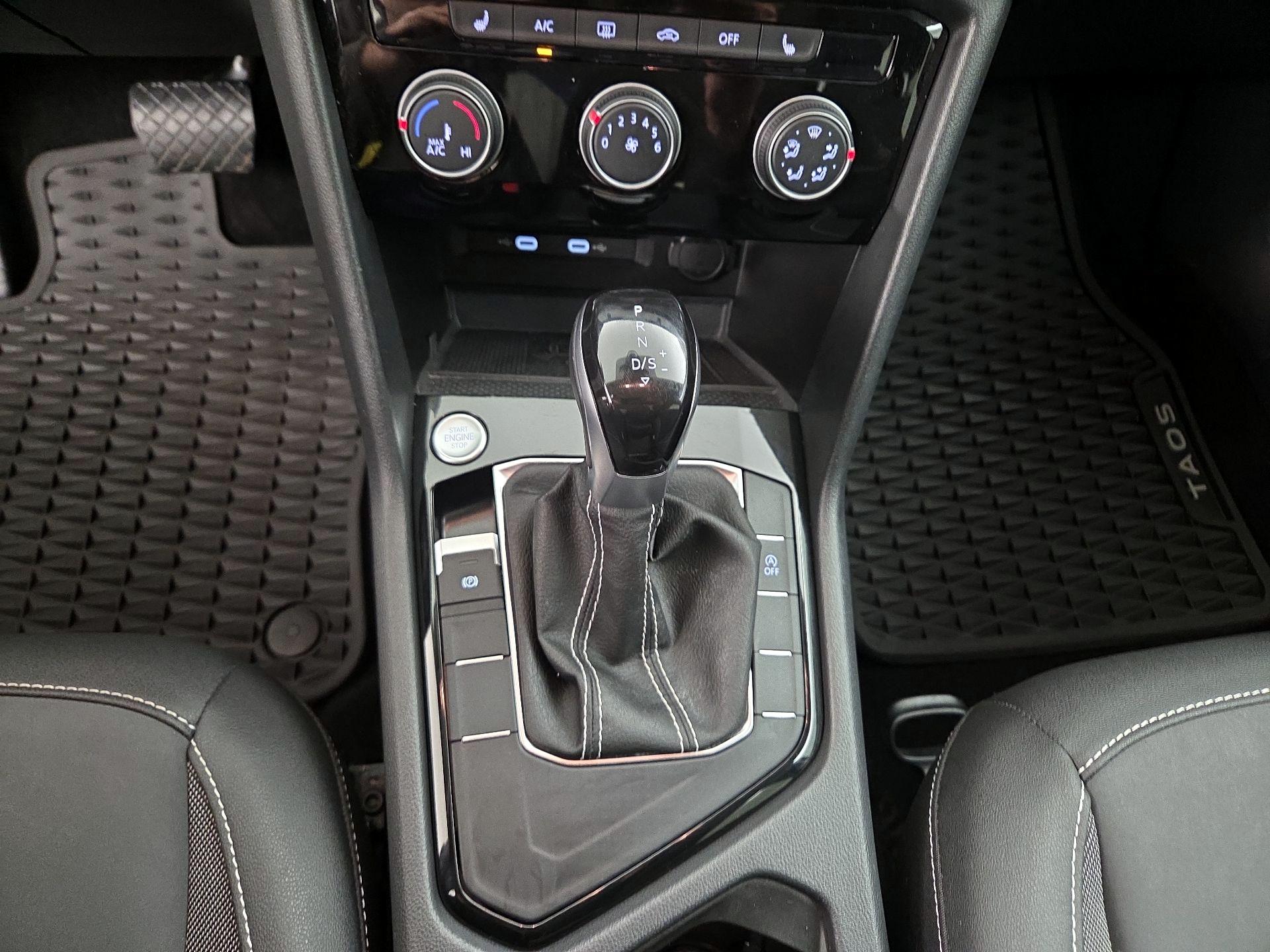 Thumbnail: 2023 Volkswagen Taos - 17