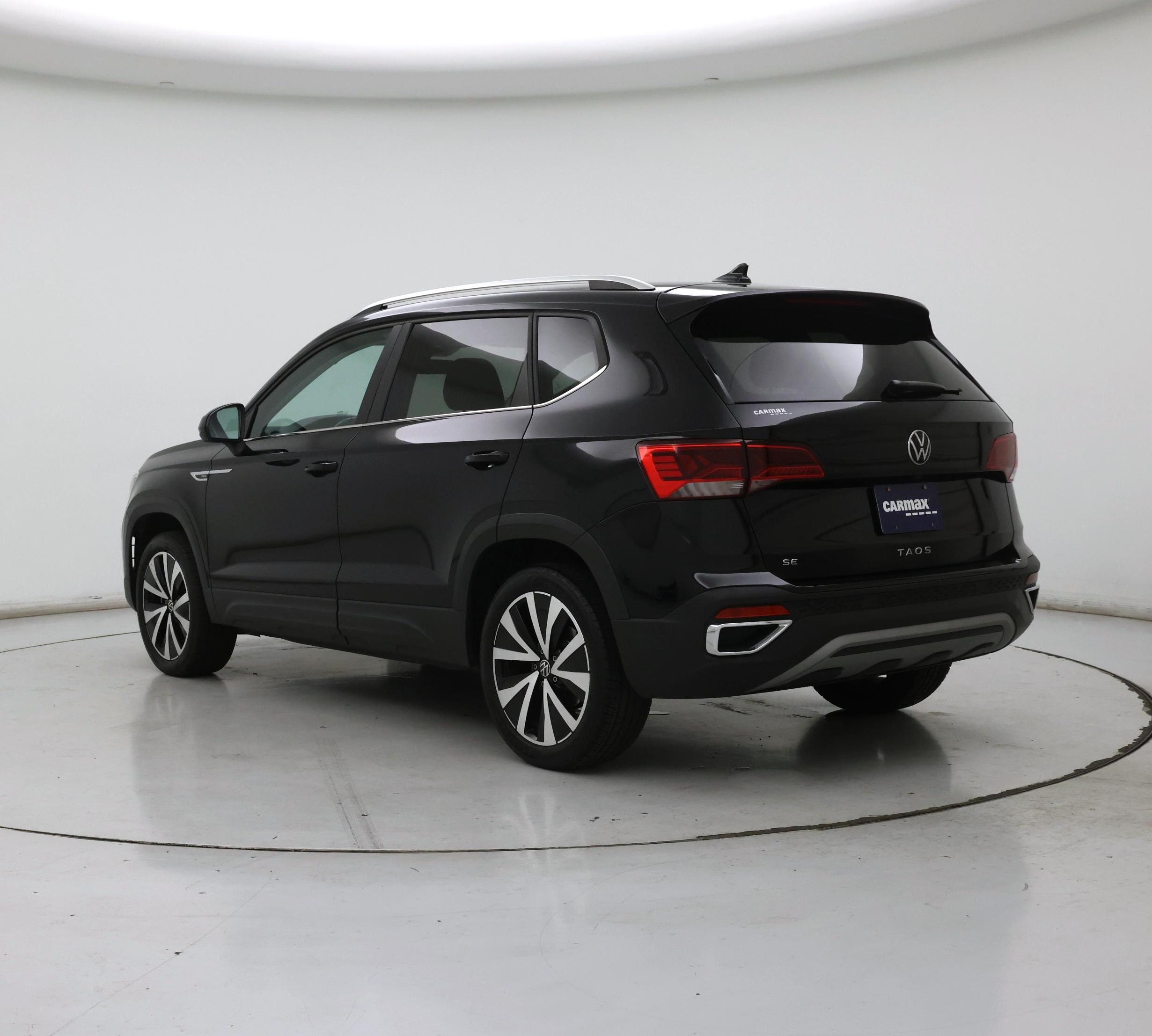 Thumbnail: 2023 Volkswagen Taos - 2