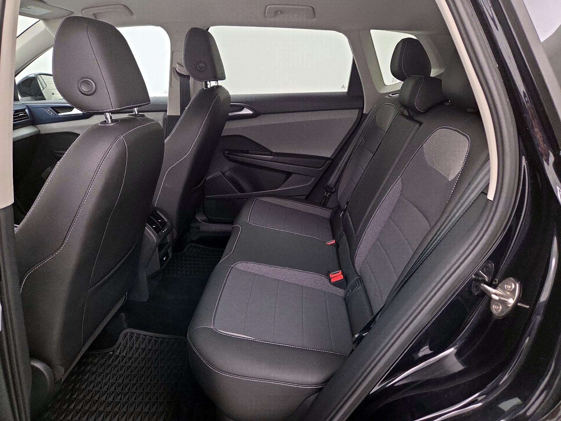 Thumbnail: 2023 Volkswagen Taos - 19