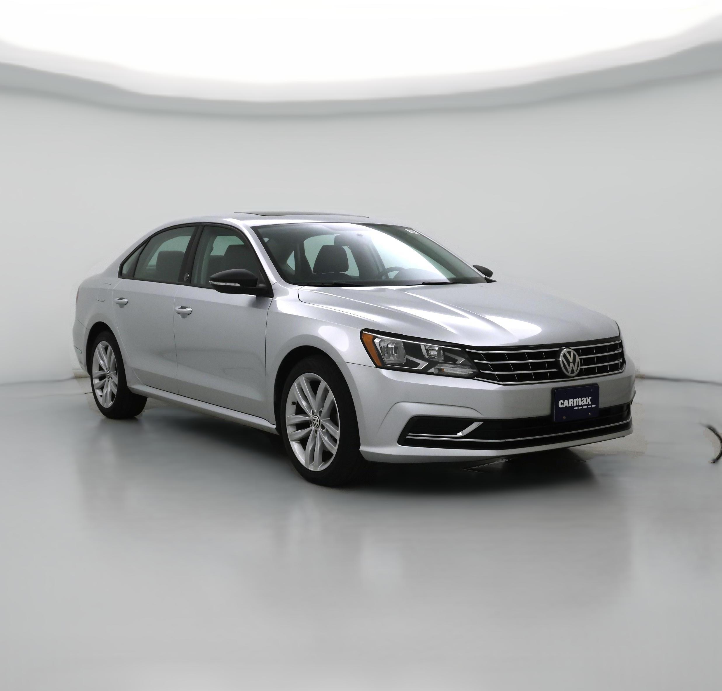 Thumbnail: 2019 Volkswagen Passat - 1