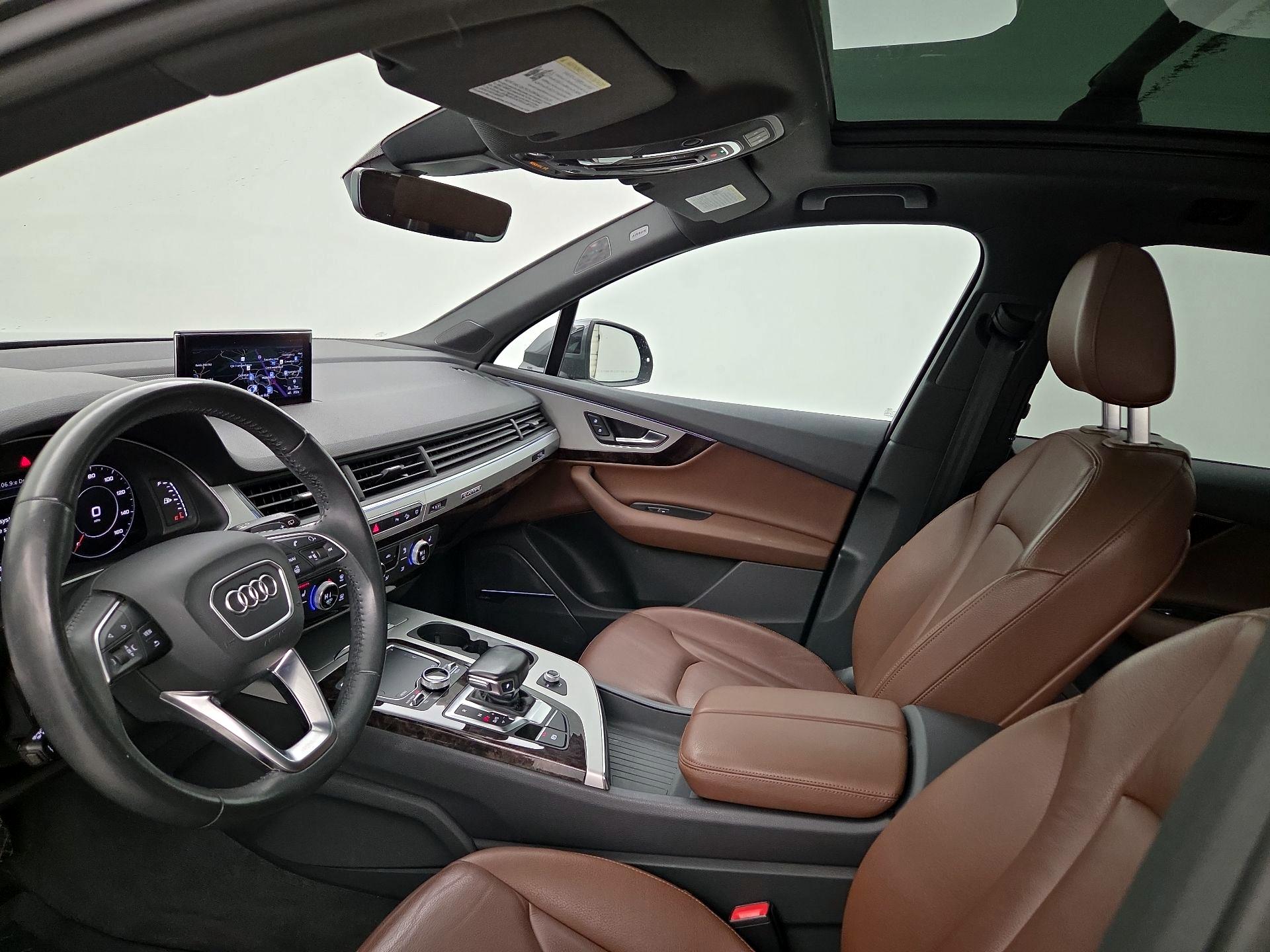 Thumbnail: 2019 Audi Q7 - 11