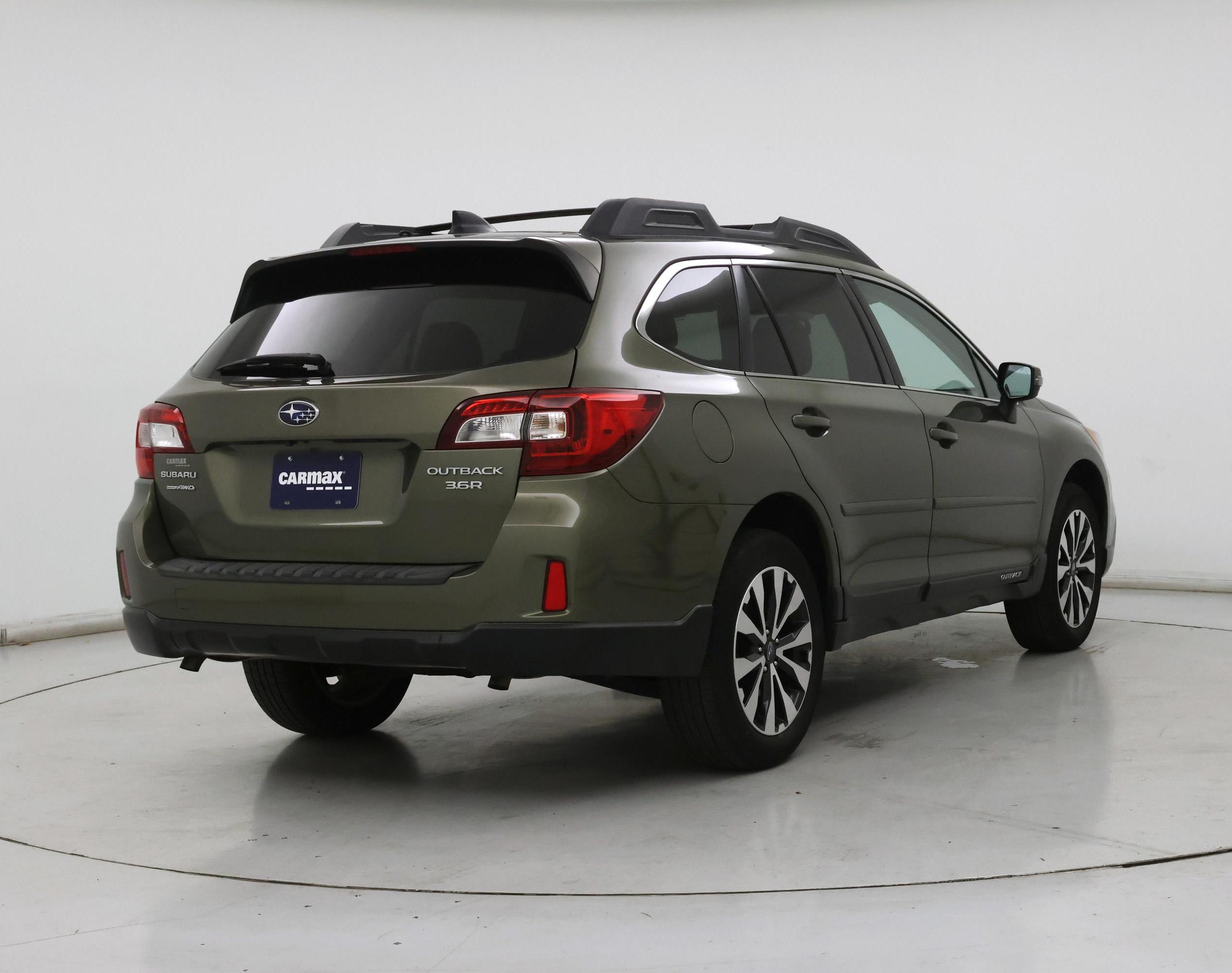Thumbnail: 2016 Subaru Outback - 8