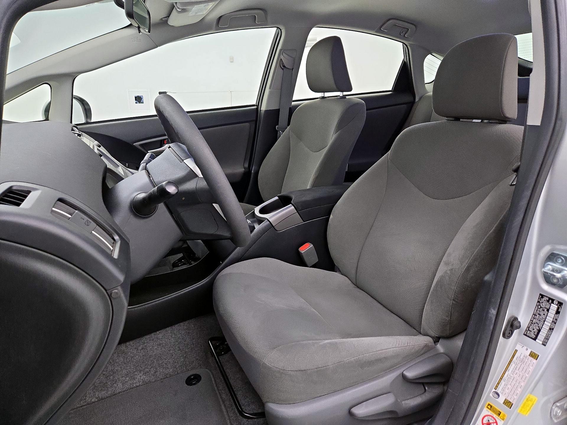 Thumbnail: 2014 Toyota Prius - 11