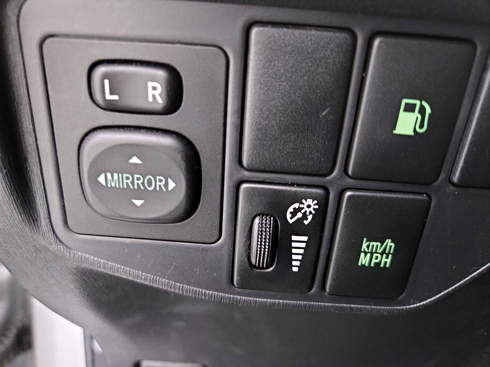 Thumbnail: 2014 Toyota Prius - 13