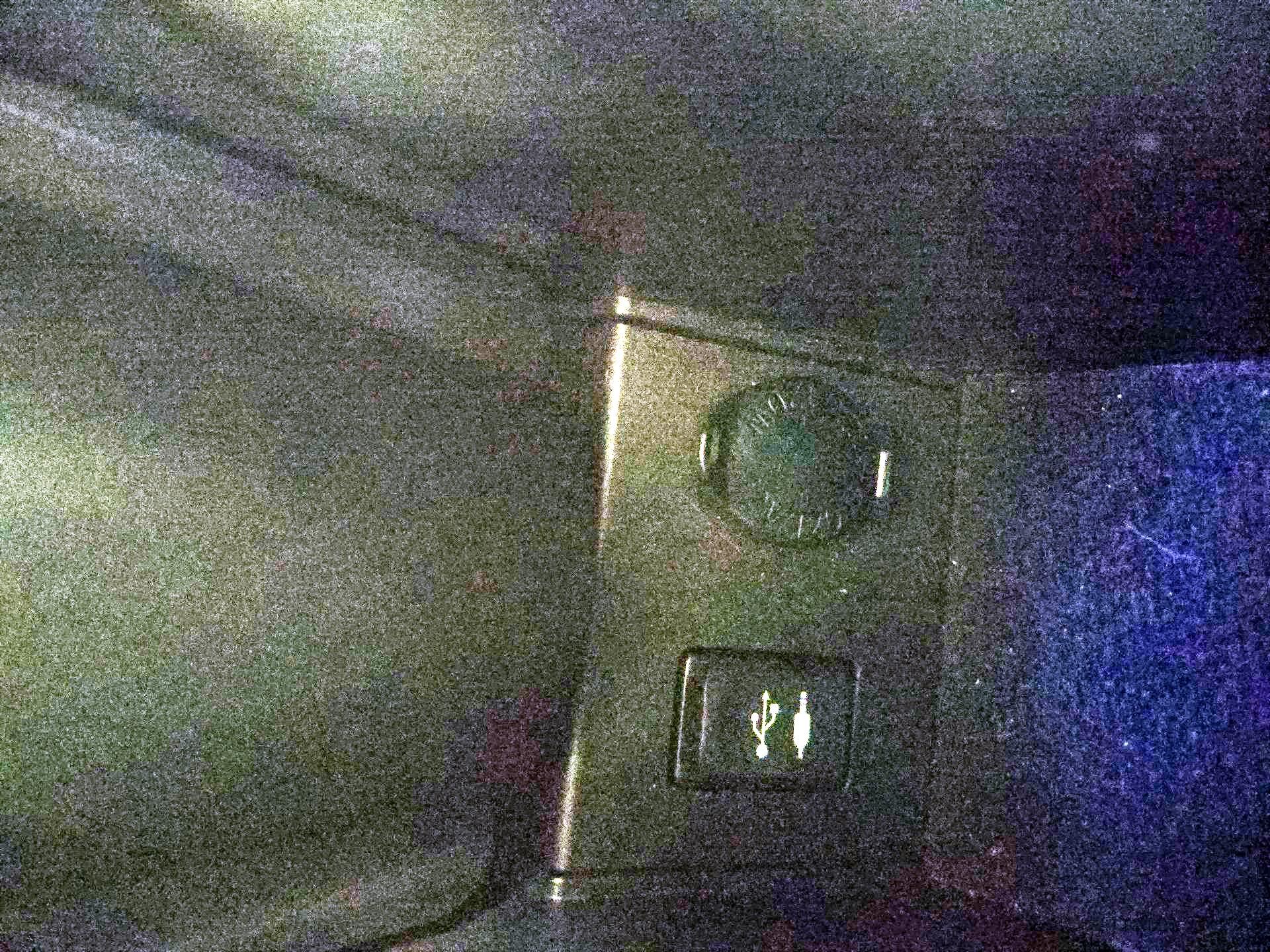 Thumbnail: 2014 Toyota Prius - 18