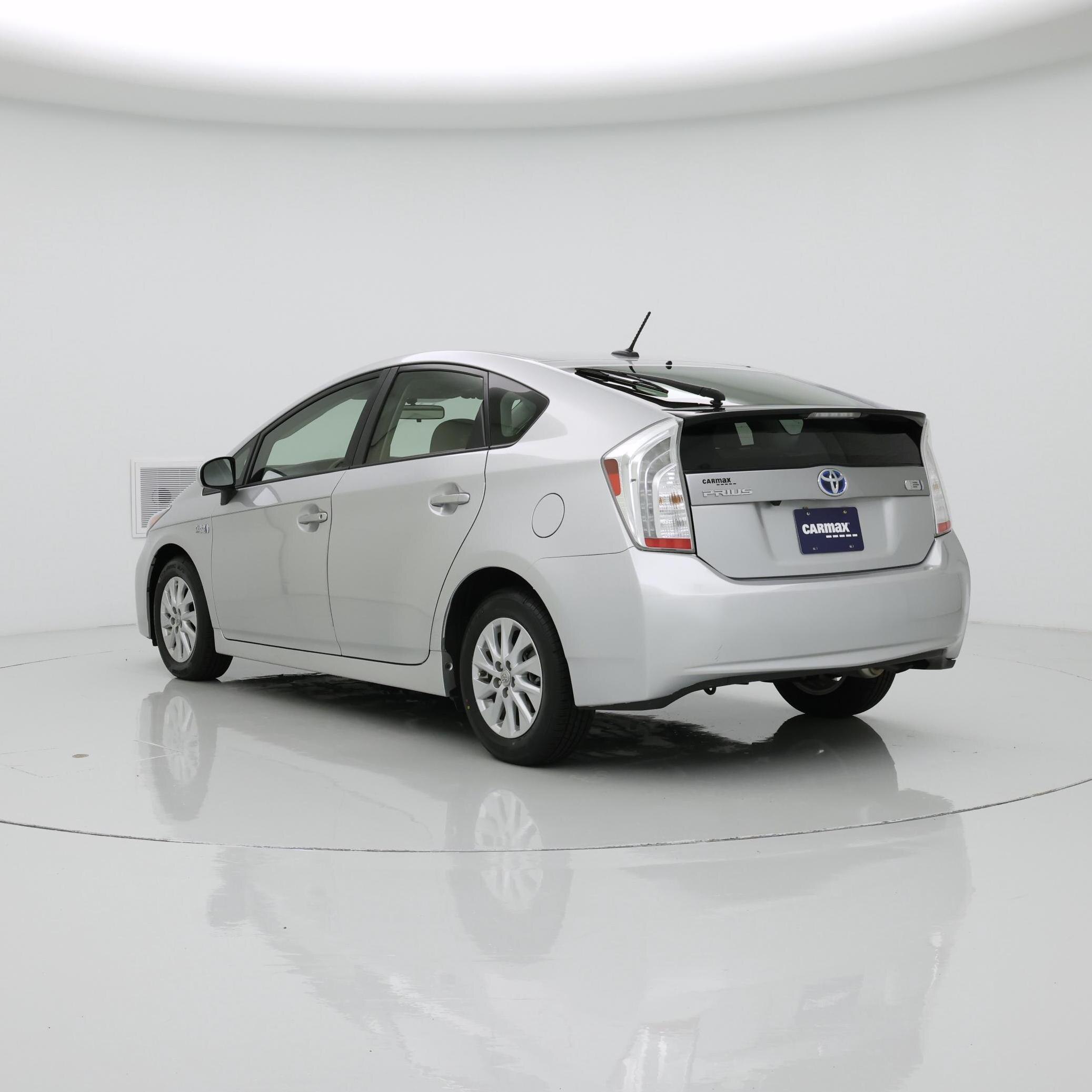 Thumbnail: 2014 Toyota Prius - 2