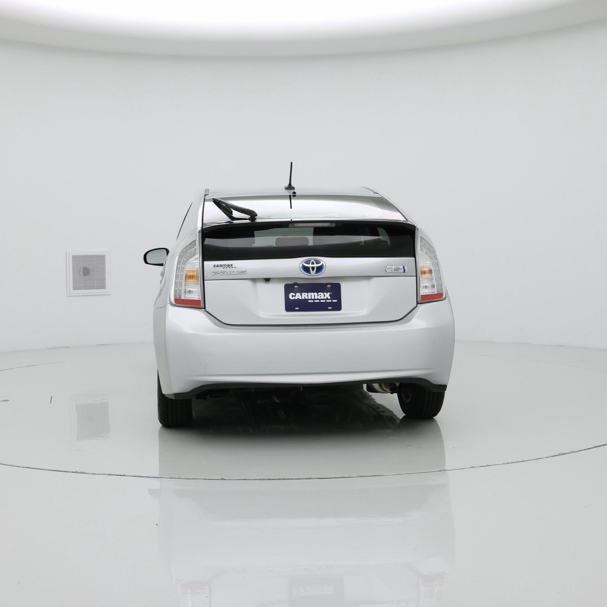 Thumbnail: 2014 Toyota Prius - 6