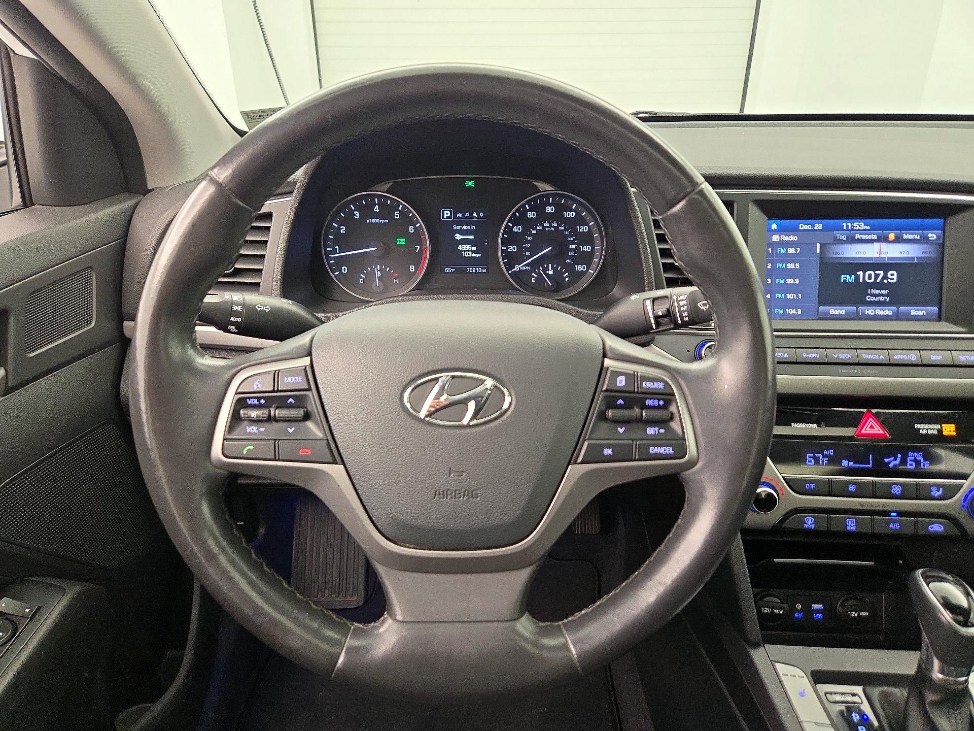 Thumbnail: 2018 Hyundai Elantra - 10