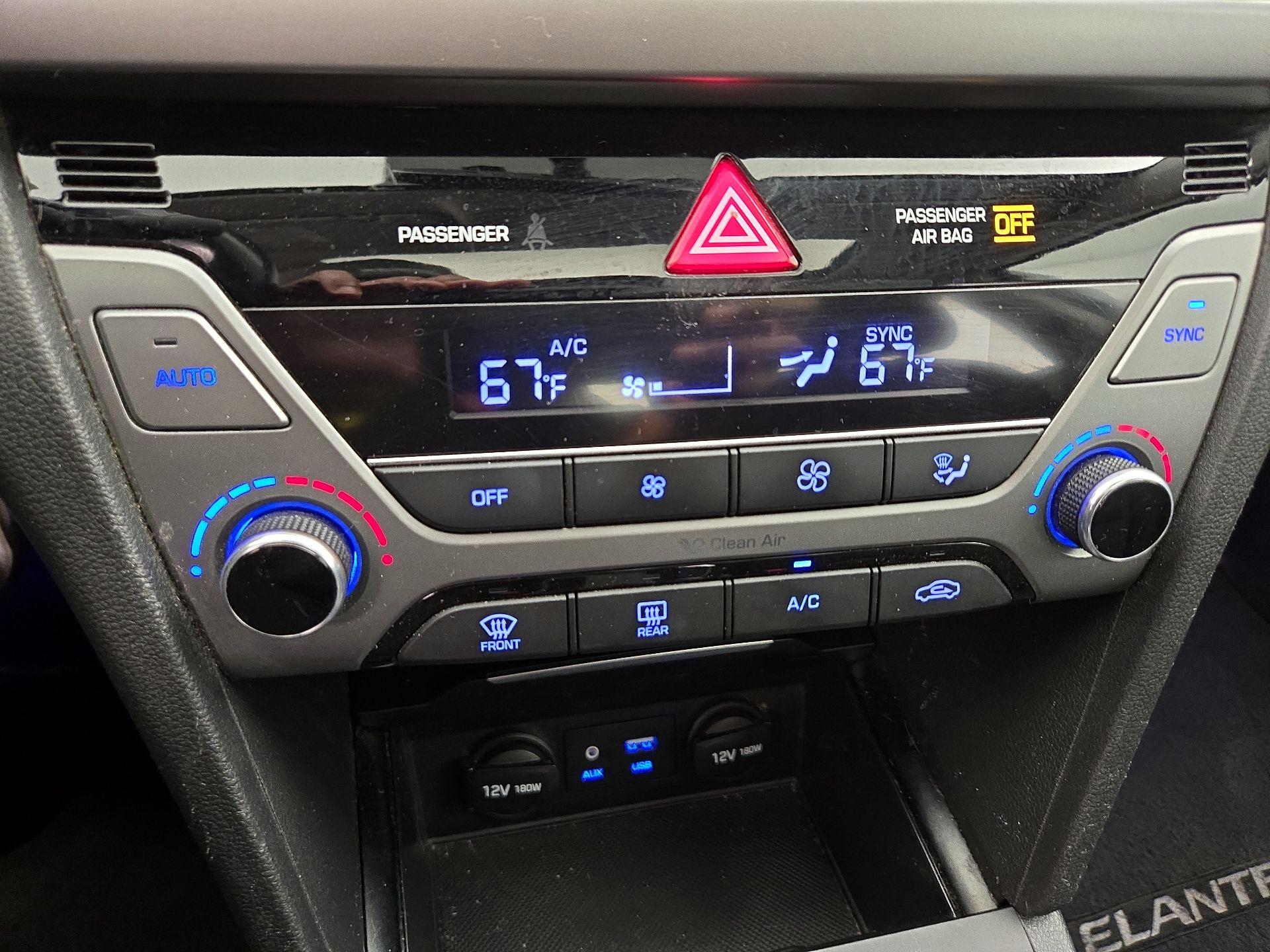 Thumbnail: 2018 Hyundai Elantra - 16