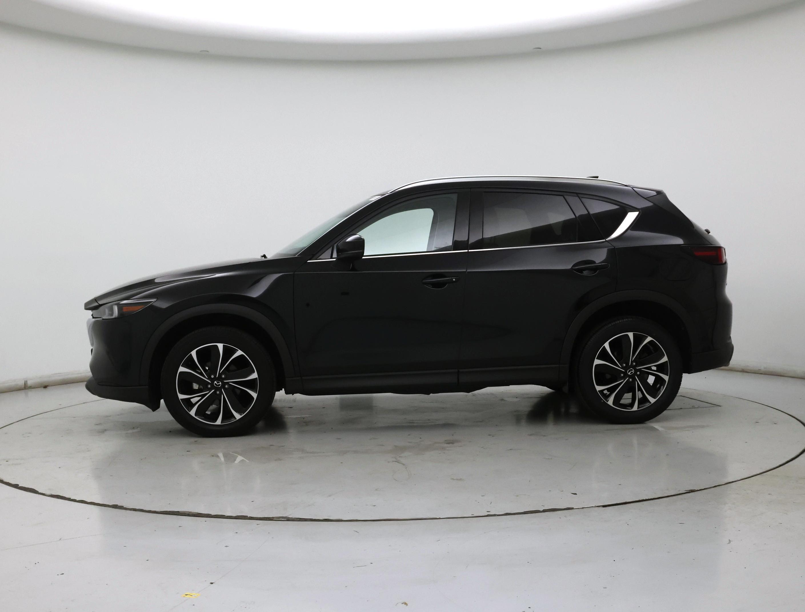 Thumbnail: 2023 Mazda CX-5 - 3