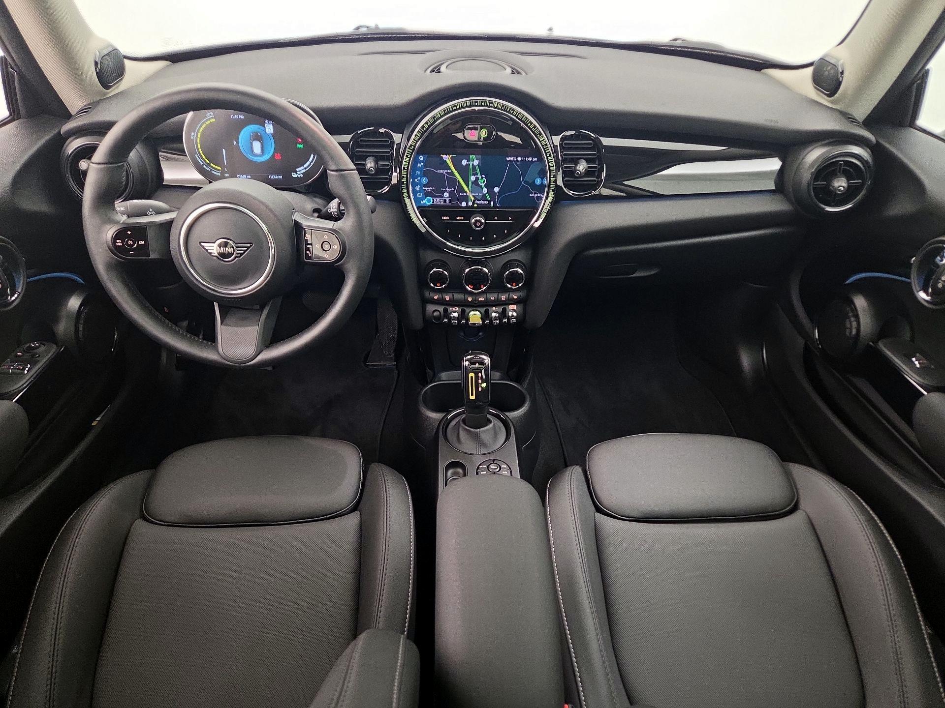 Thumbnail: 2024 MINI Cooper Hardtop - 9