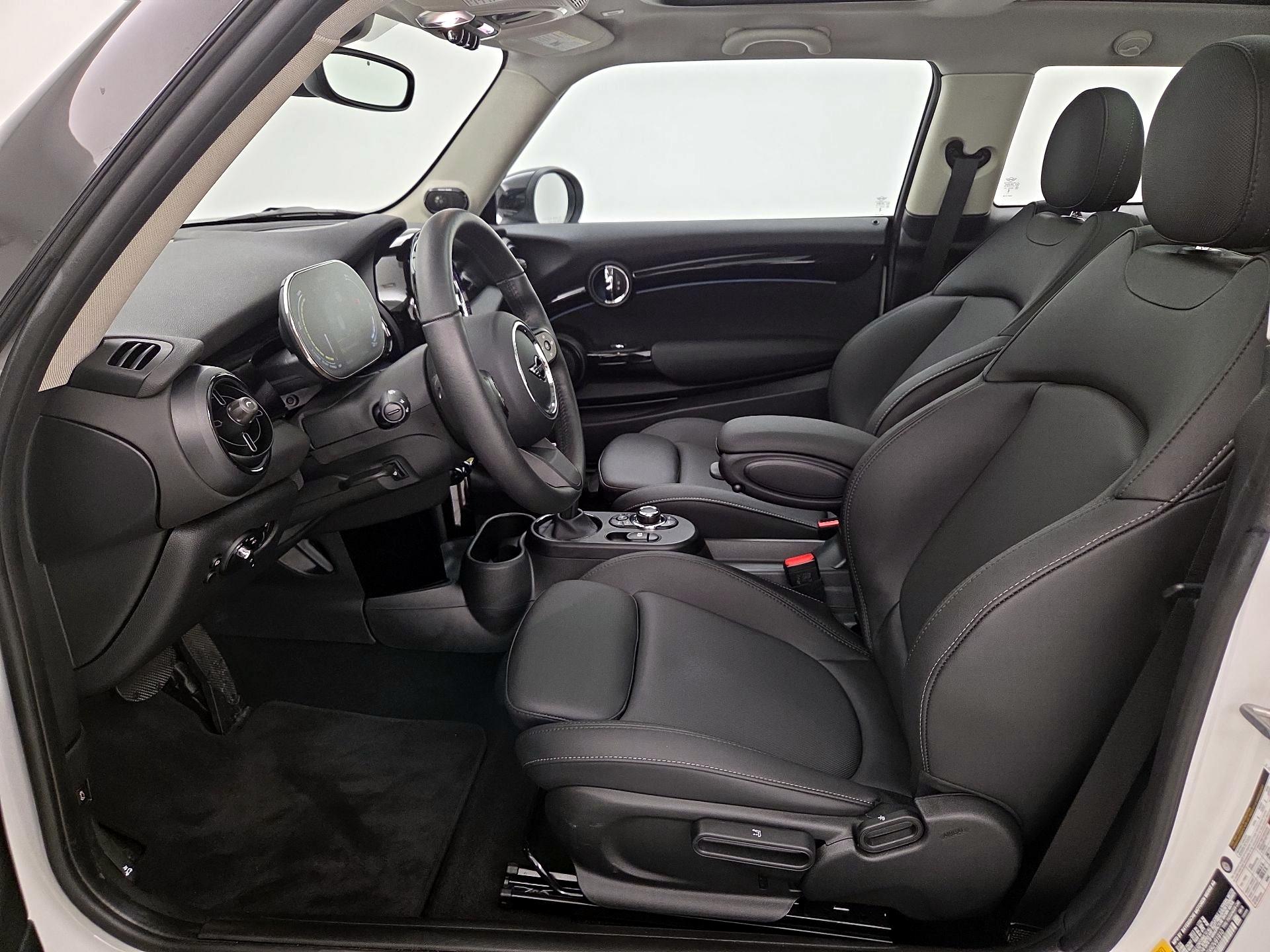 Thumbnail: 2024 MINI Cooper Hardtop - 11