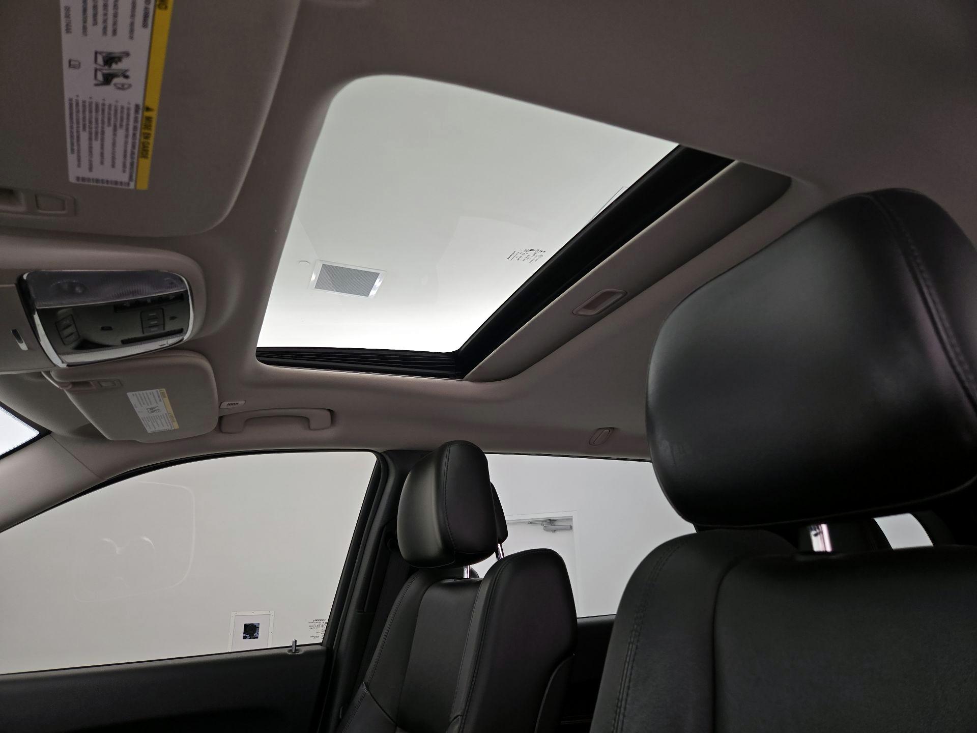 Thumbnail: 2019 Dodge Durango - 20