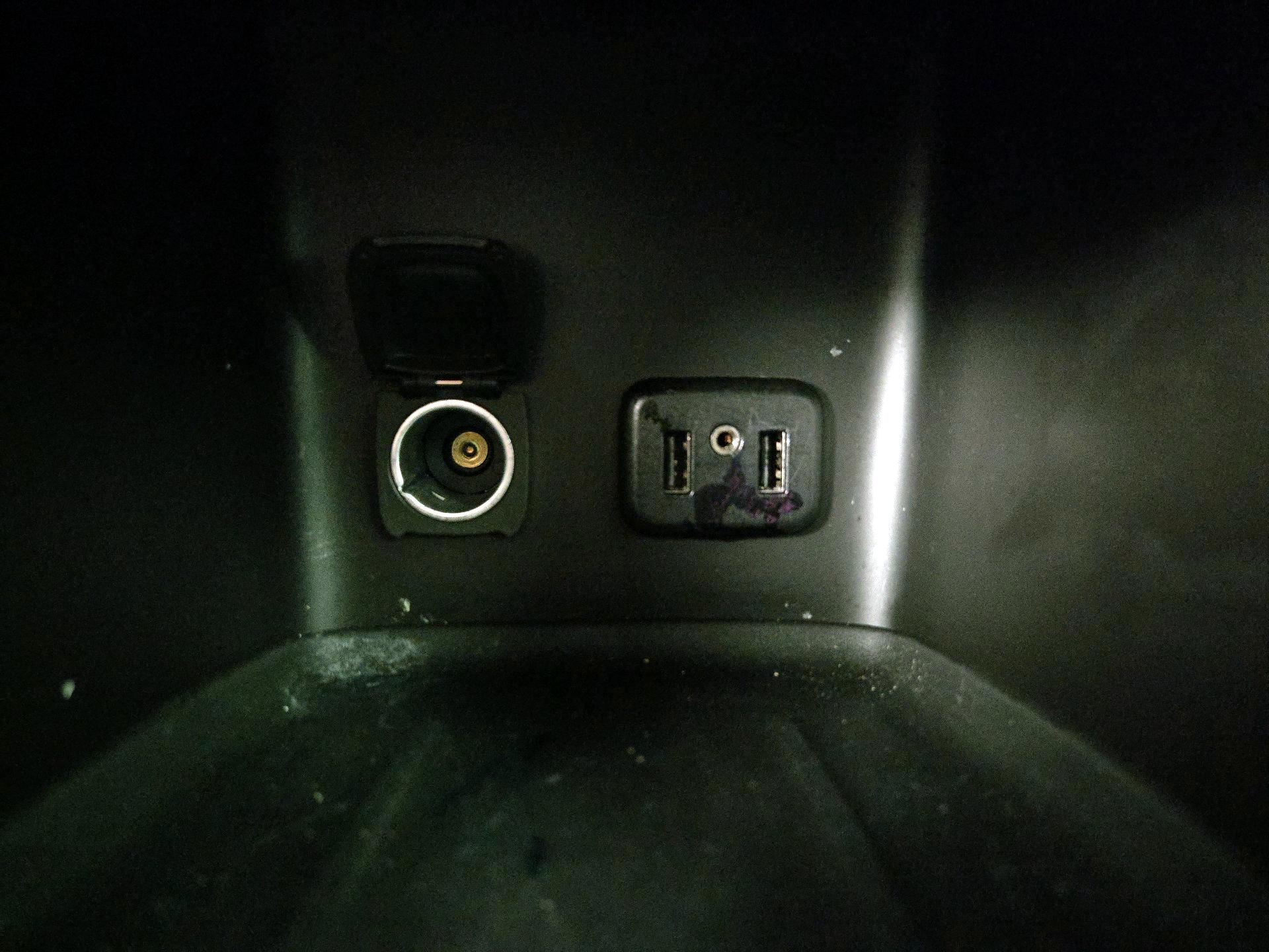 Thumbnail: 2019 GMC Acadia - 19