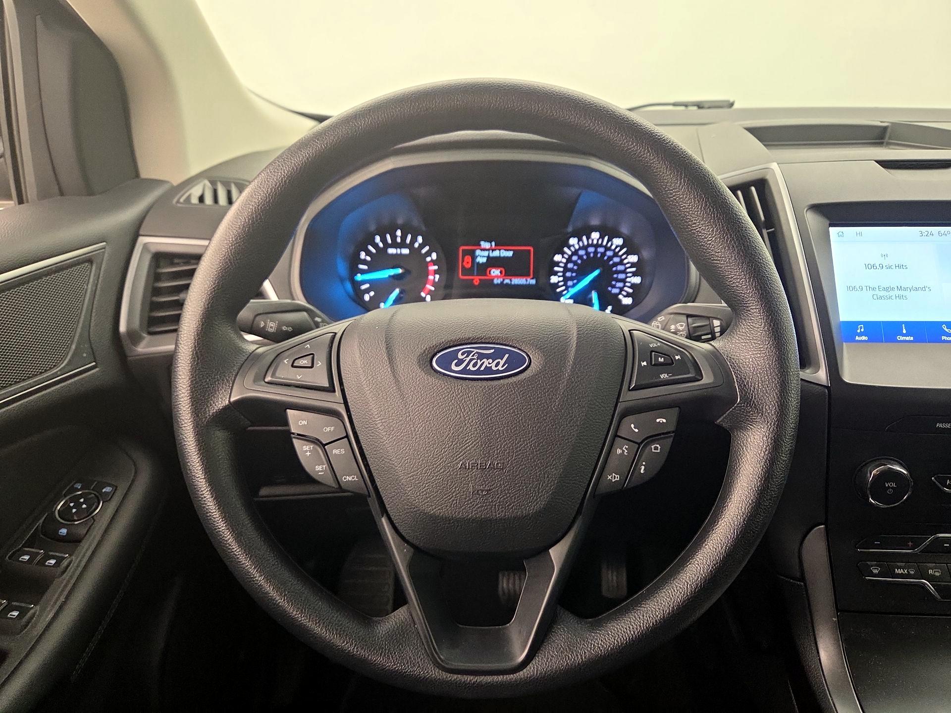 Thumbnail: 2020 Ford Edge - 10