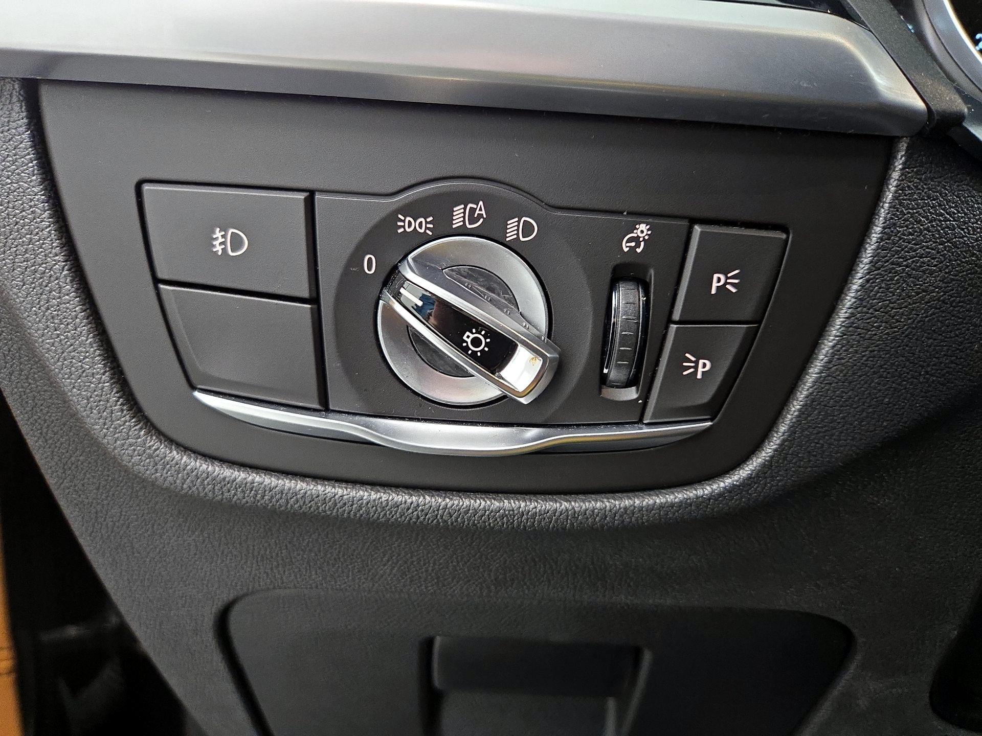 Thumbnail: 2019 BMW X3 - 13