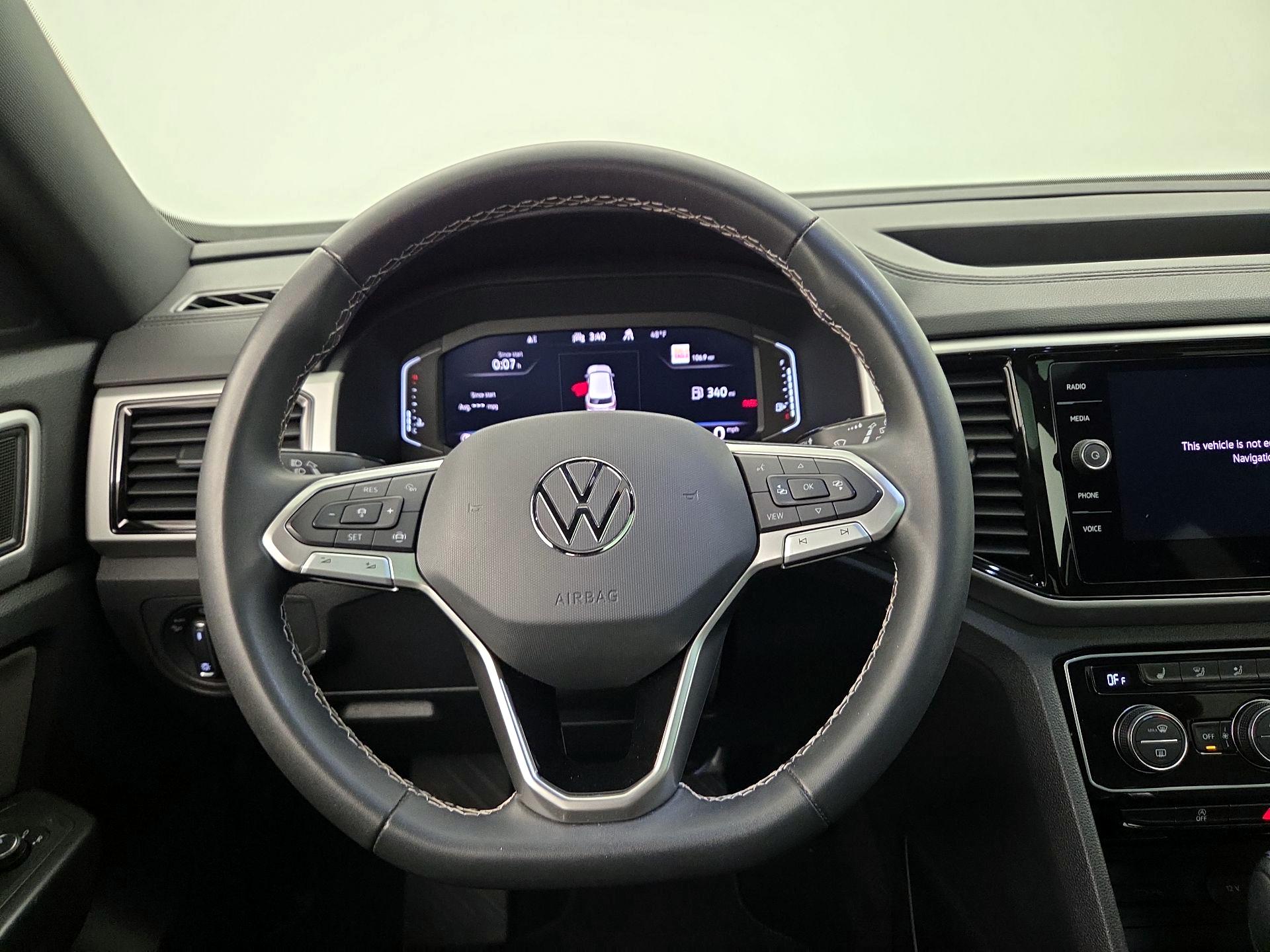 Thumbnail: 2023 Volkswagen Atlas - 10