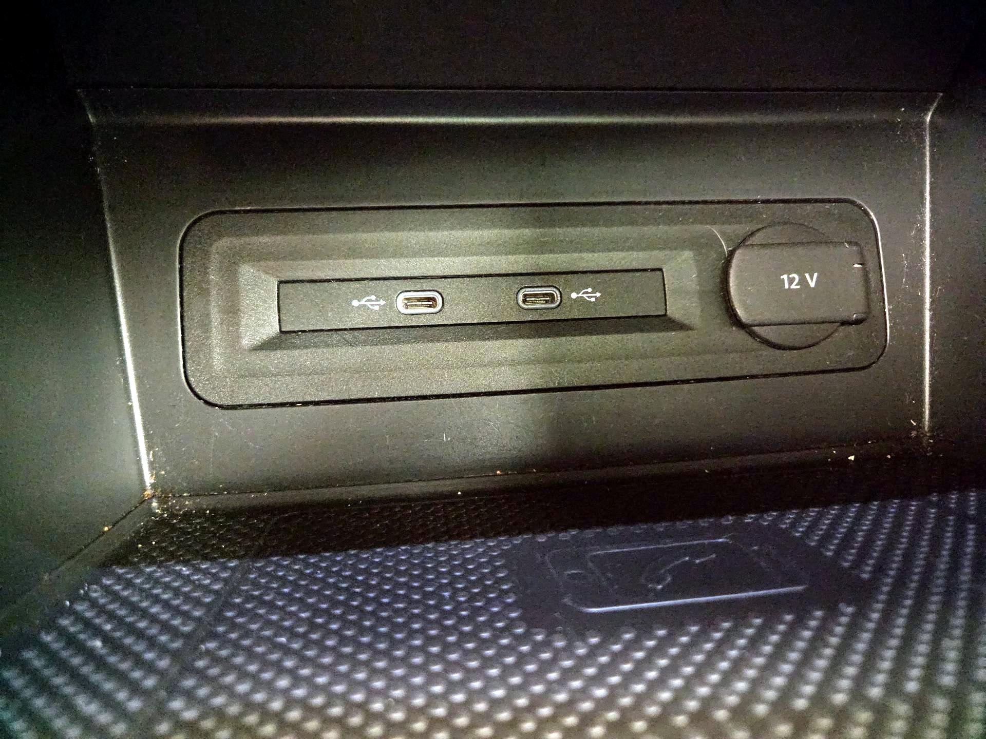 Thumbnail: 2023 Volkswagen Atlas - 19