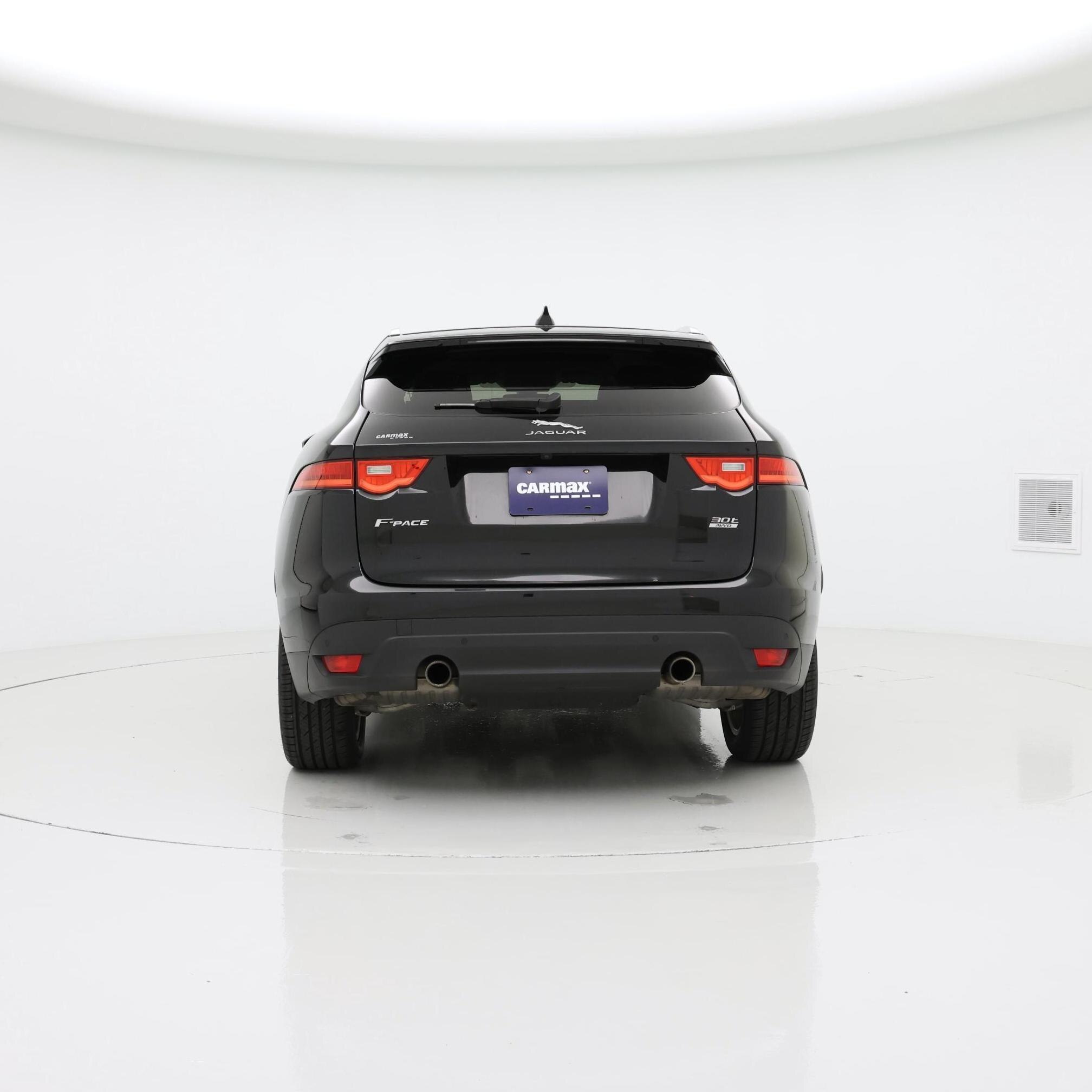 Thumbnail: 2019 Jaguar F-Pace - 6