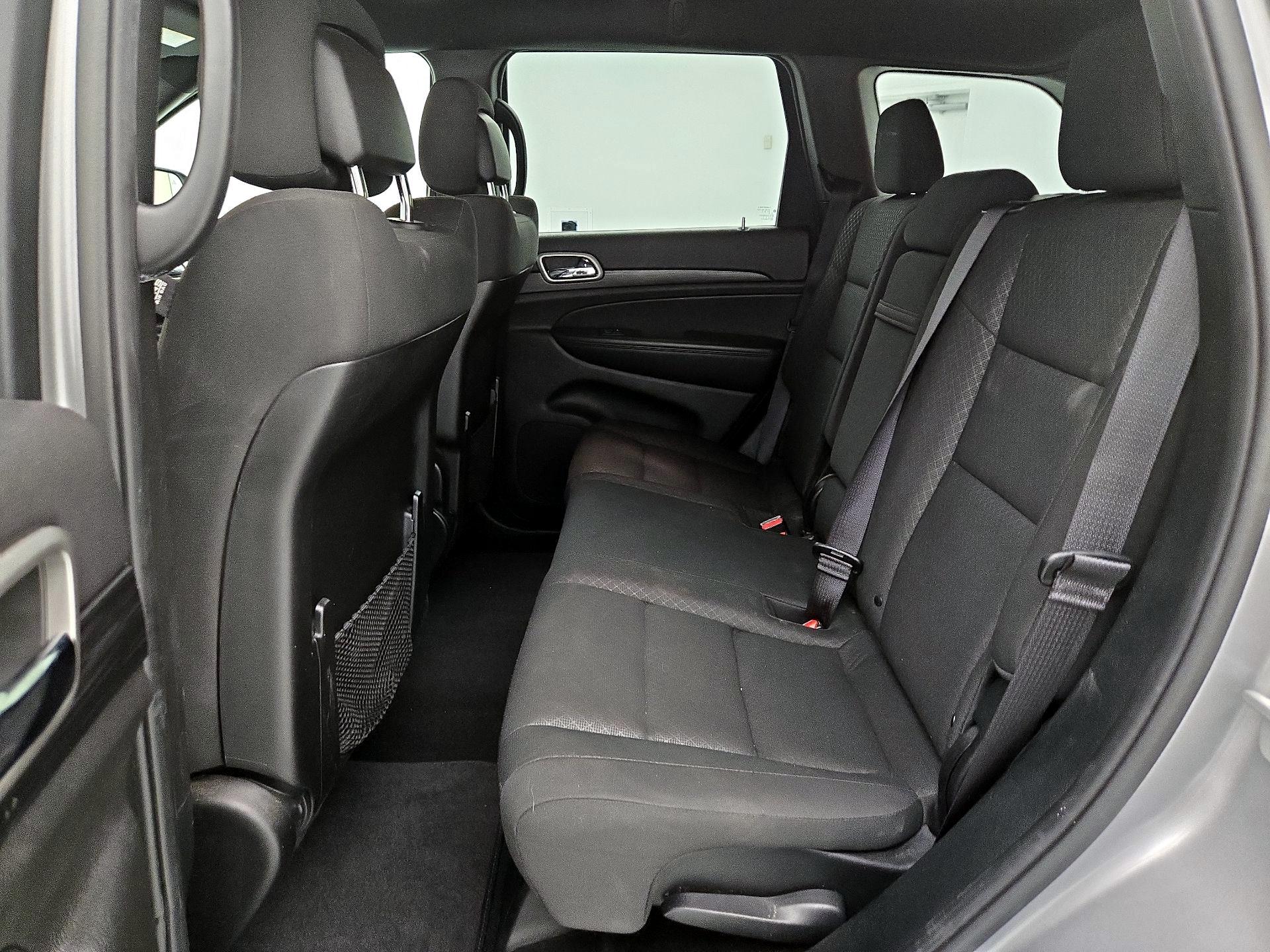 Thumbnail: 2019 Jeep Grand Cherokee - 19