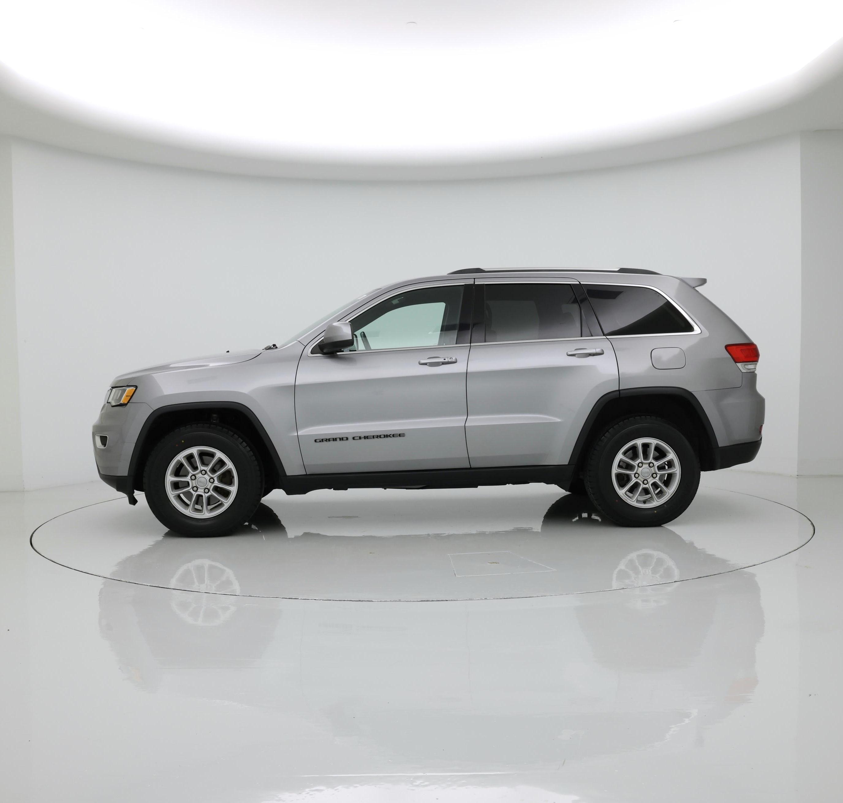 Thumbnail: 2019 Jeep Grand Cherokee - 3
