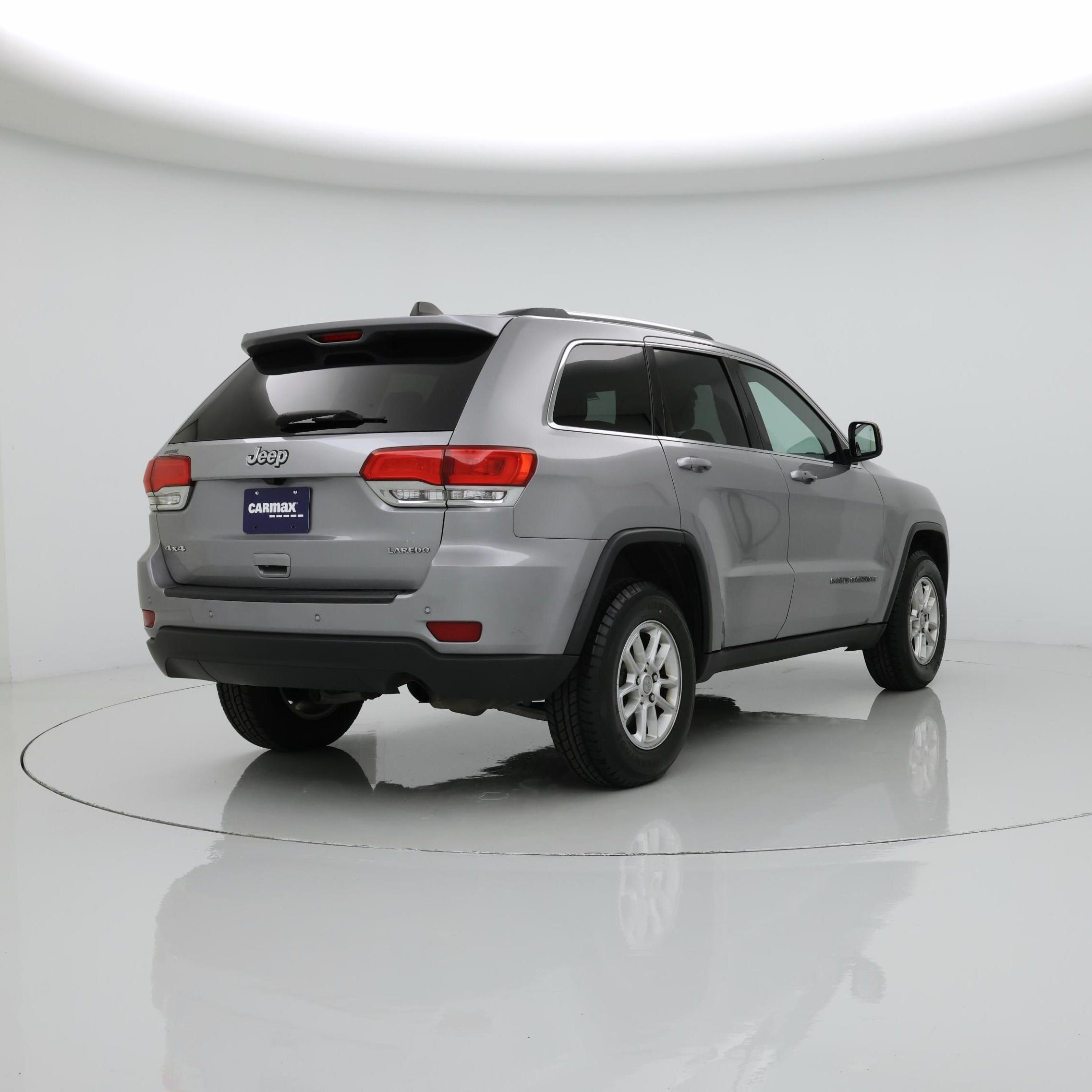 Thumbnail: 2019 Jeep Grand Cherokee - 8