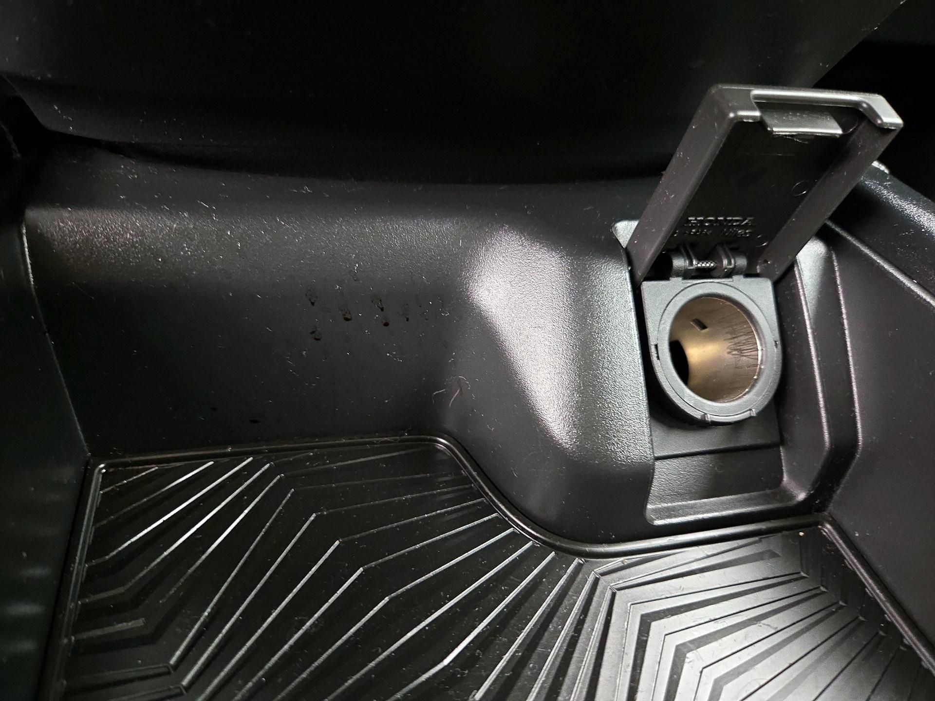 Thumbnail: 2017 Honda CR-V - 18