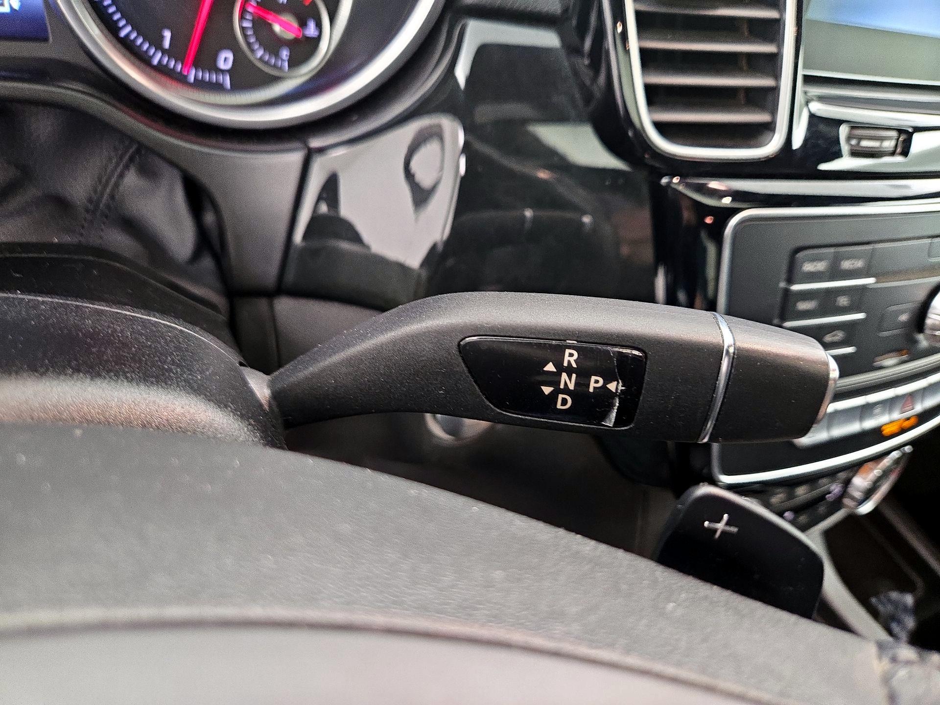 Thumbnail: 2017 Mercedes-Benz GLE - 17