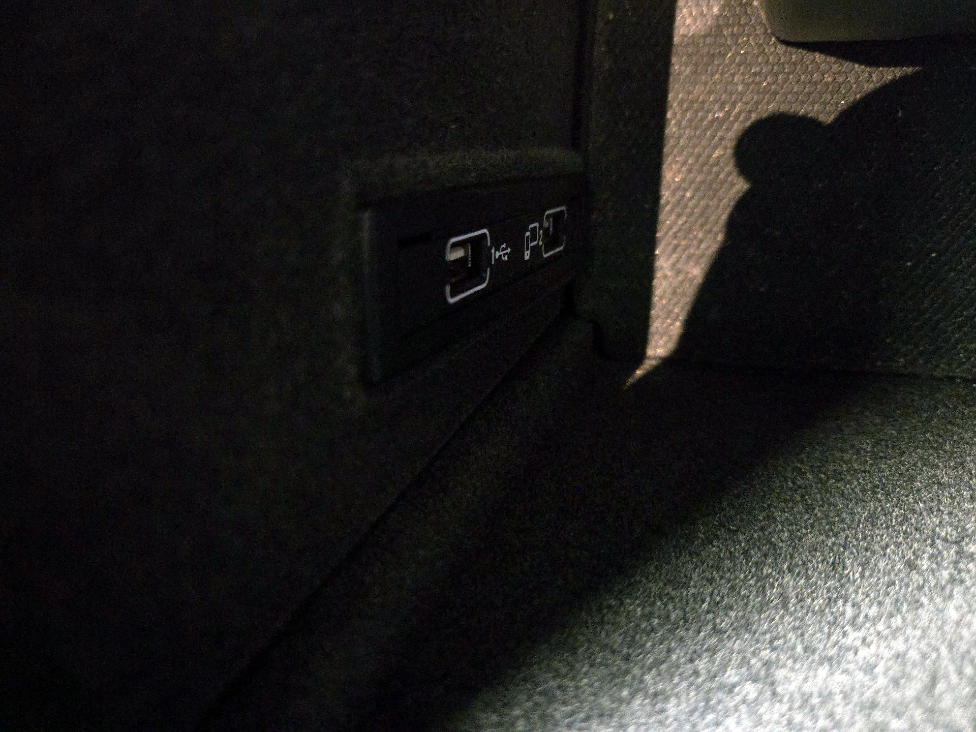 Thumbnail: 2017 Mercedes-Benz GLE - 18