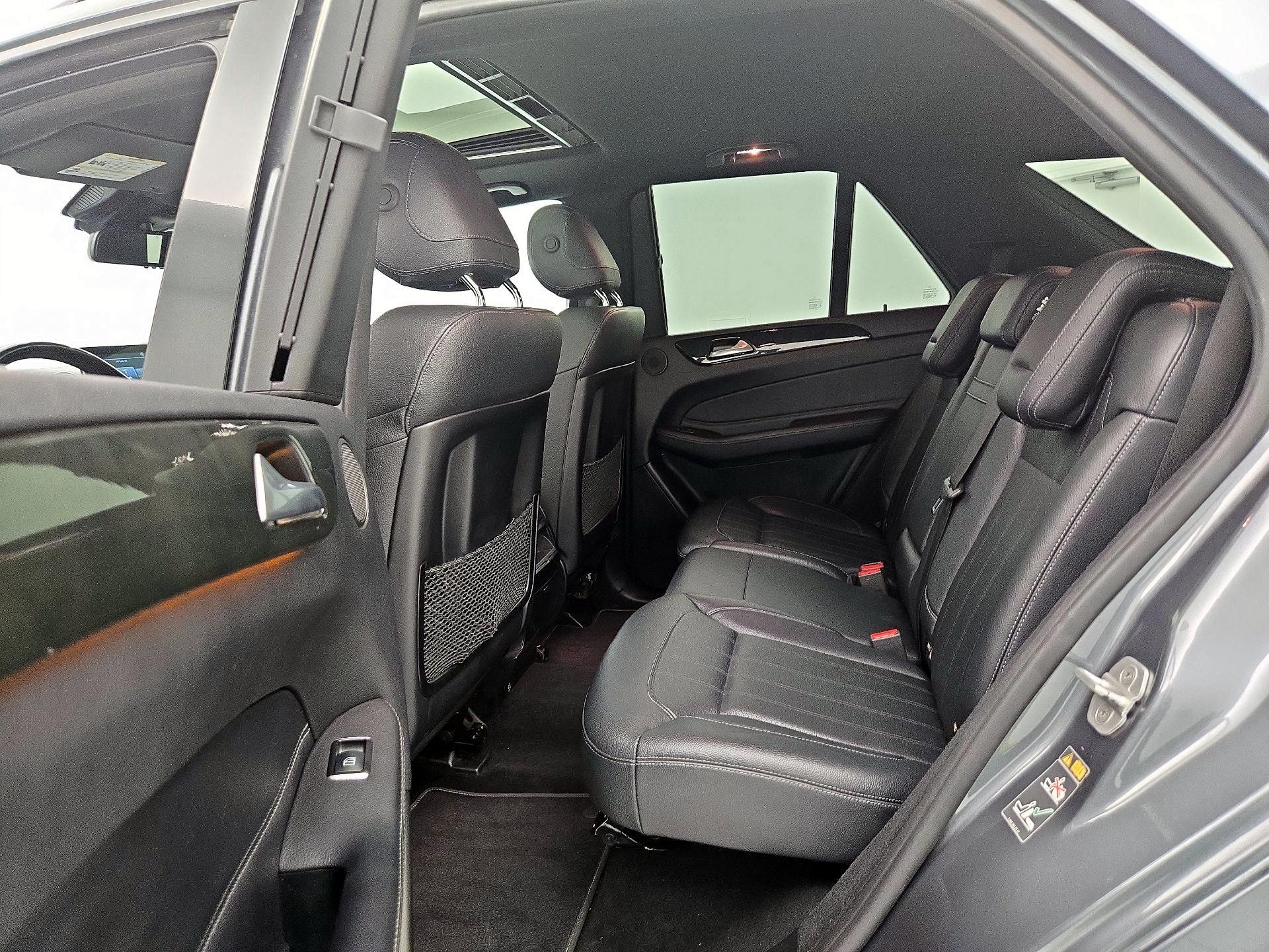 Thumbnail: 2017 Mercedes-Benz GLE - 20