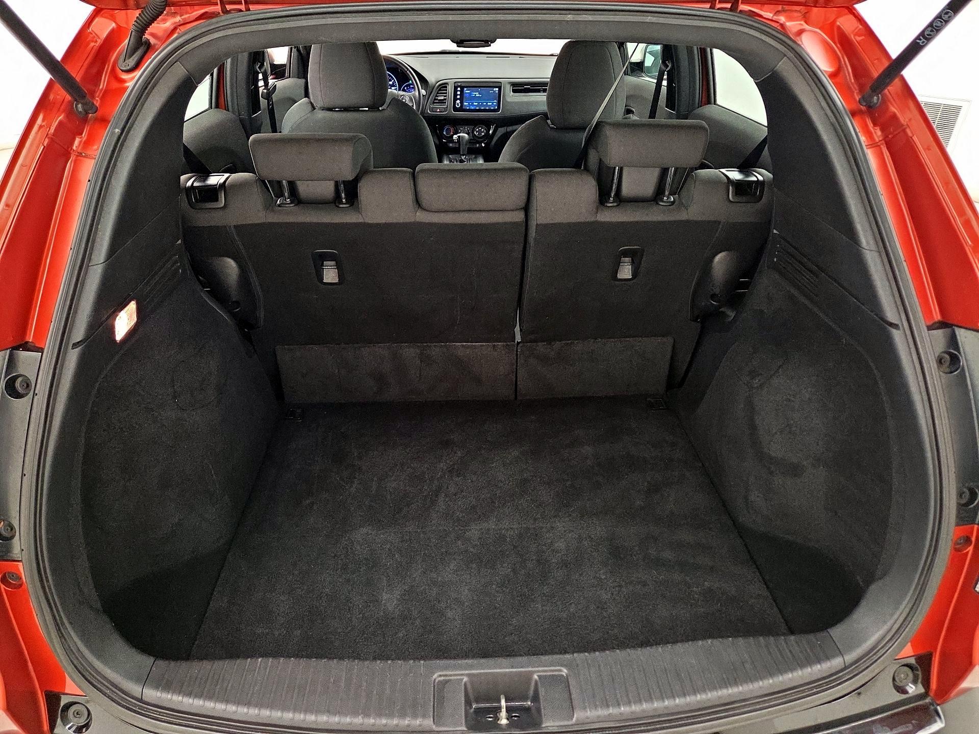 Thumbnail: 2019 Honda HR-V - 20