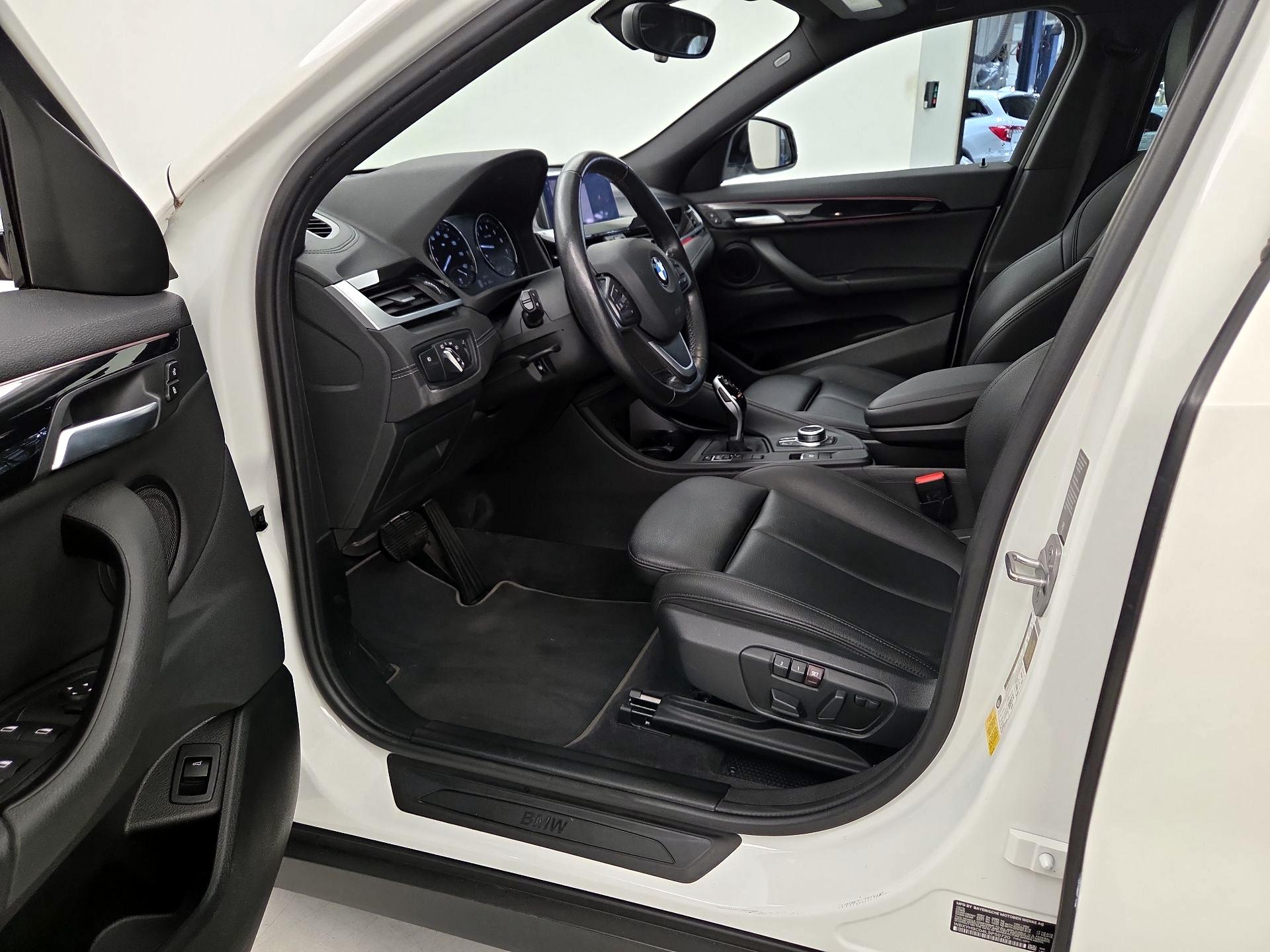 Thumbnail: 2020 BMW X2 - 11