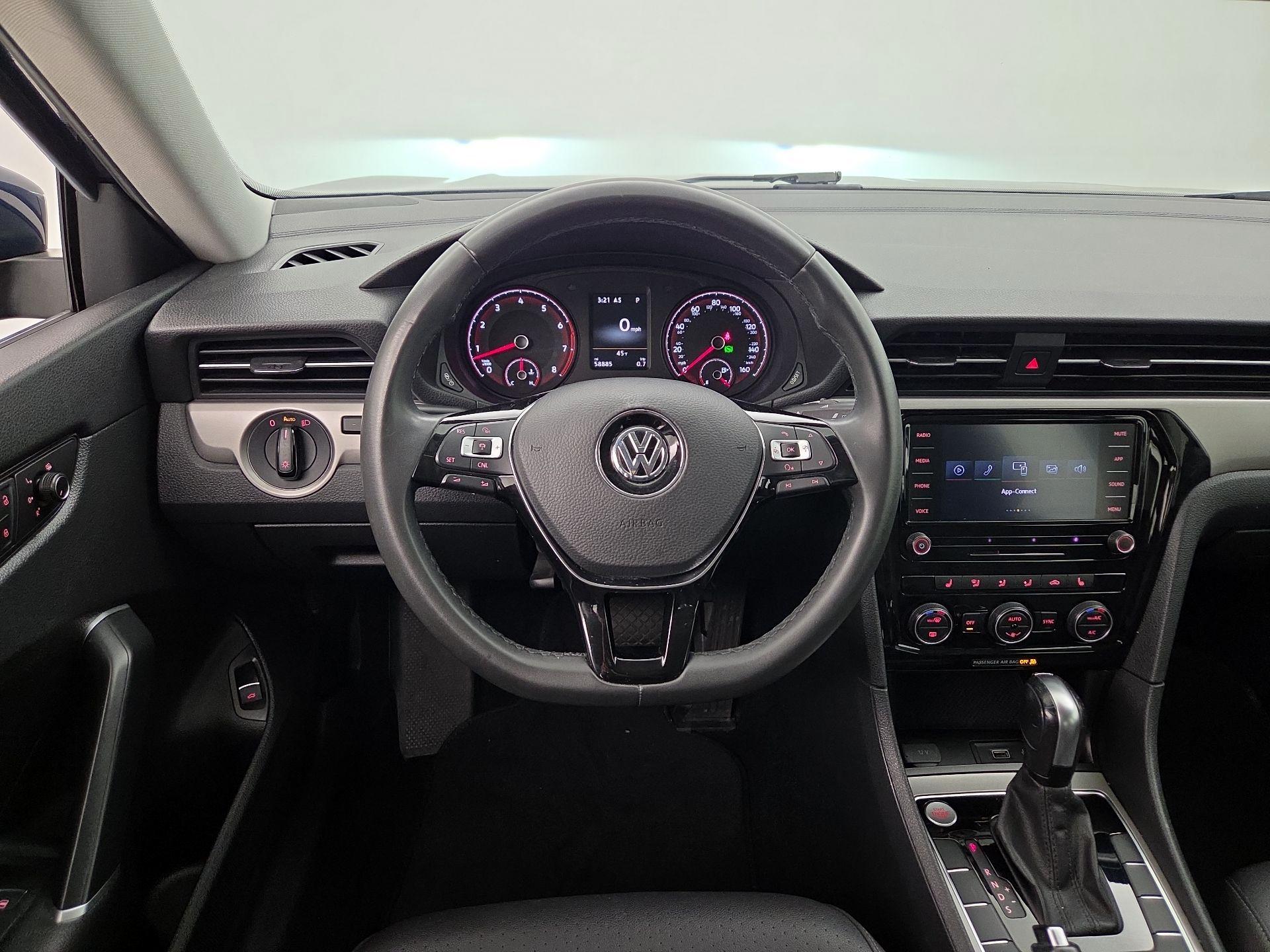 Thumbnail: 2022 Volkswagen Passat - 10