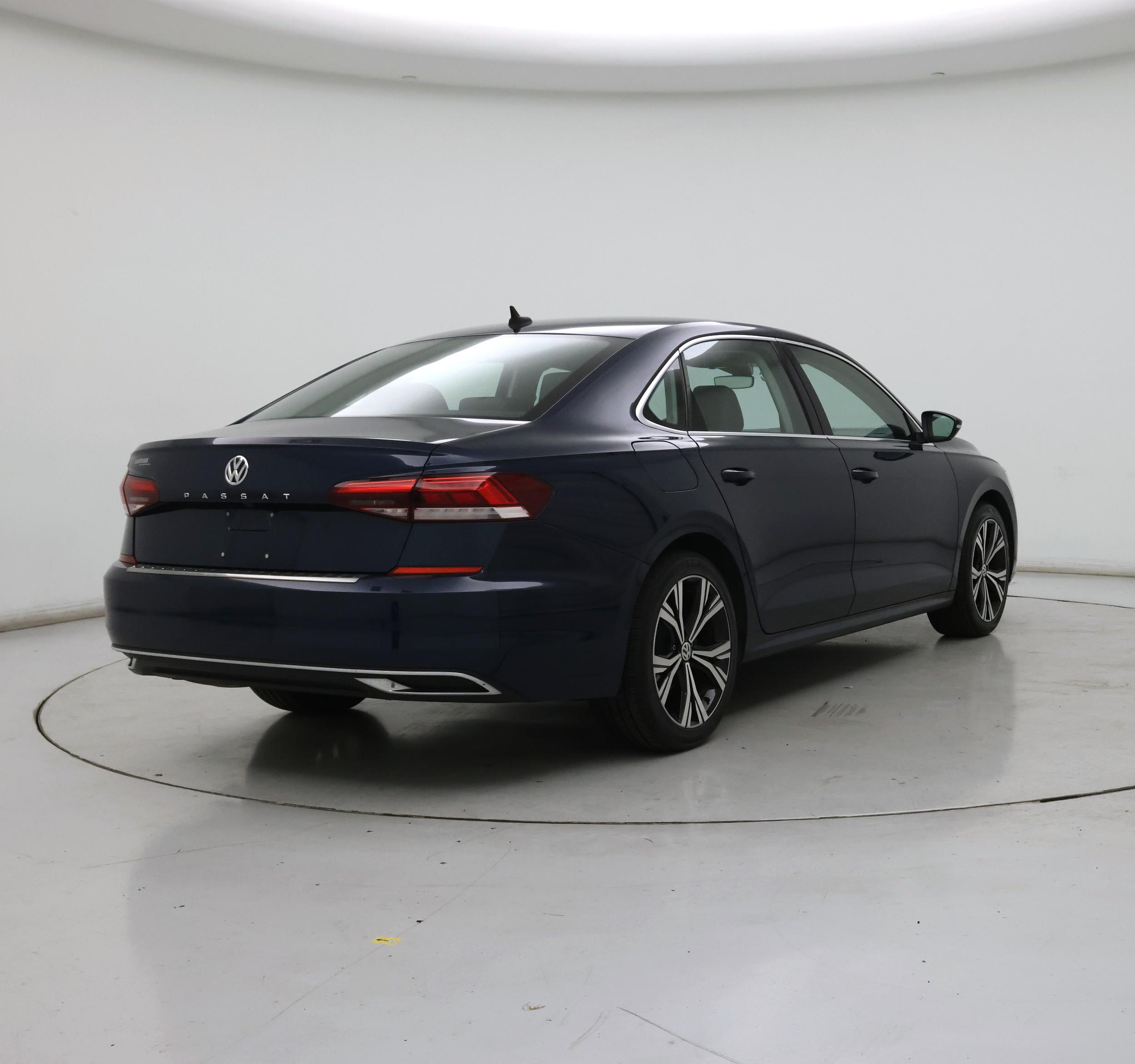 Thumbnail: 2022 Volkswagen Passat - 8