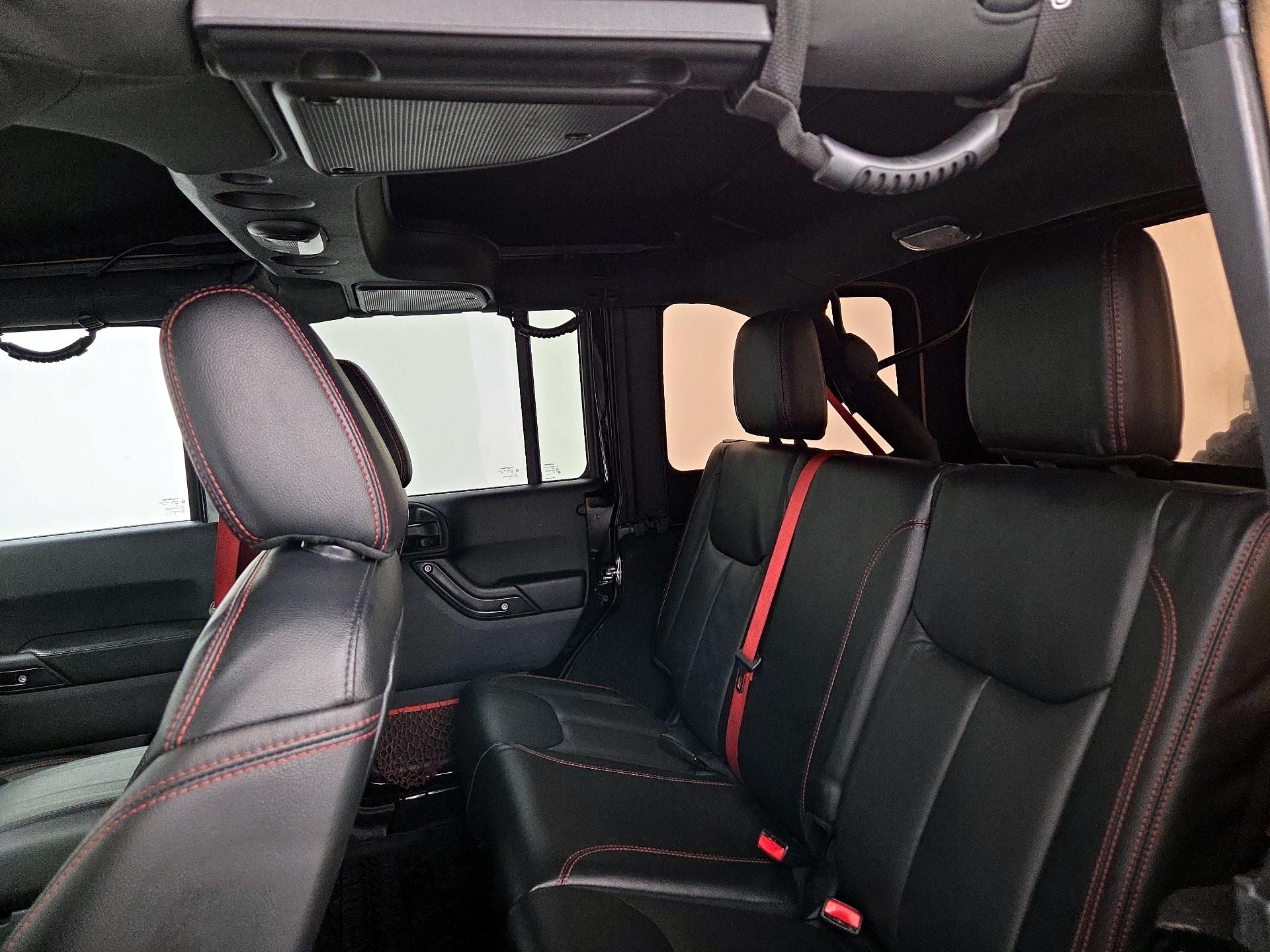 Thumbnail: 2018 Jeep Wrangler - 19