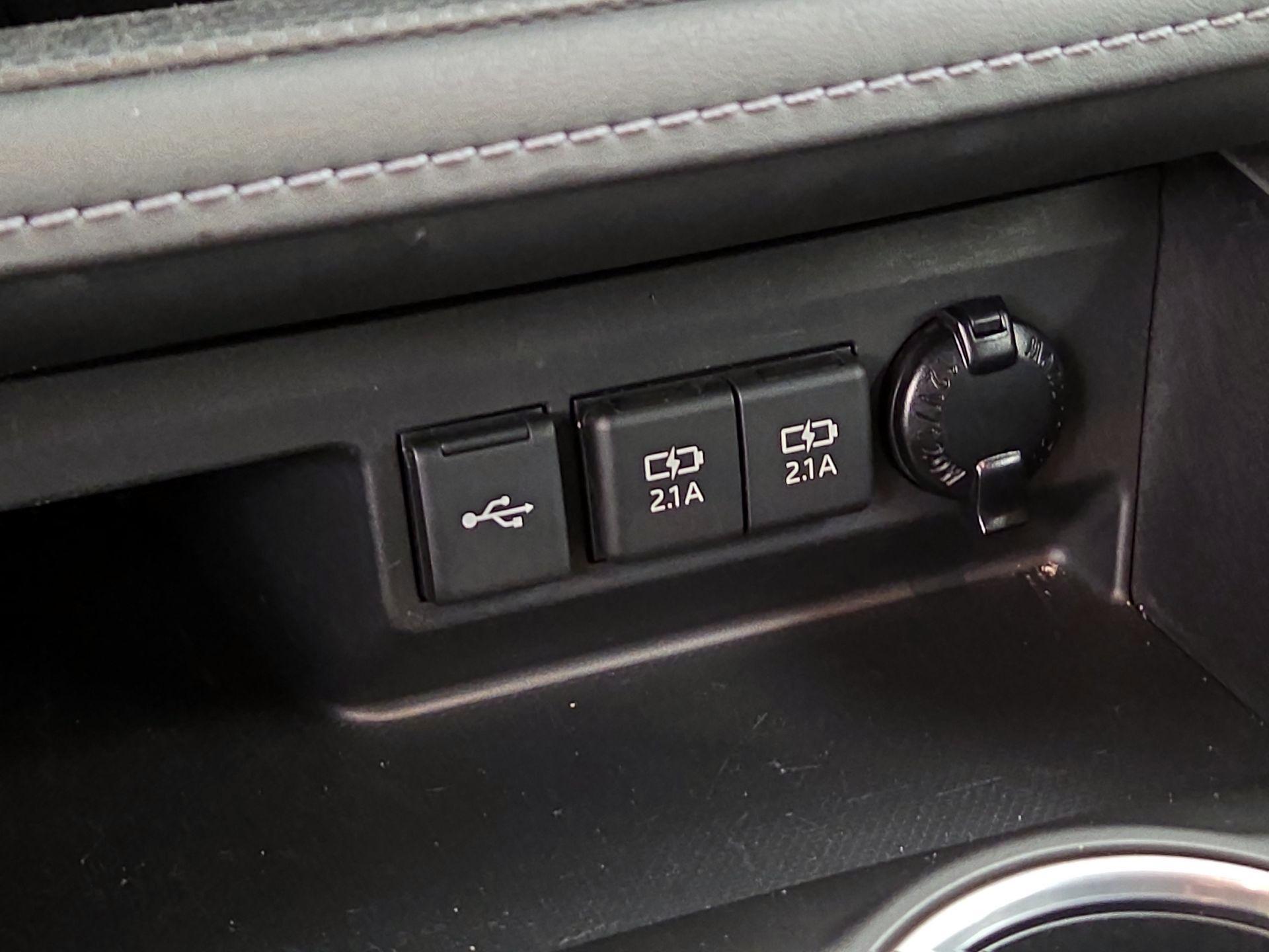 Thumbnail: 2020 Toyota Highlander - 19