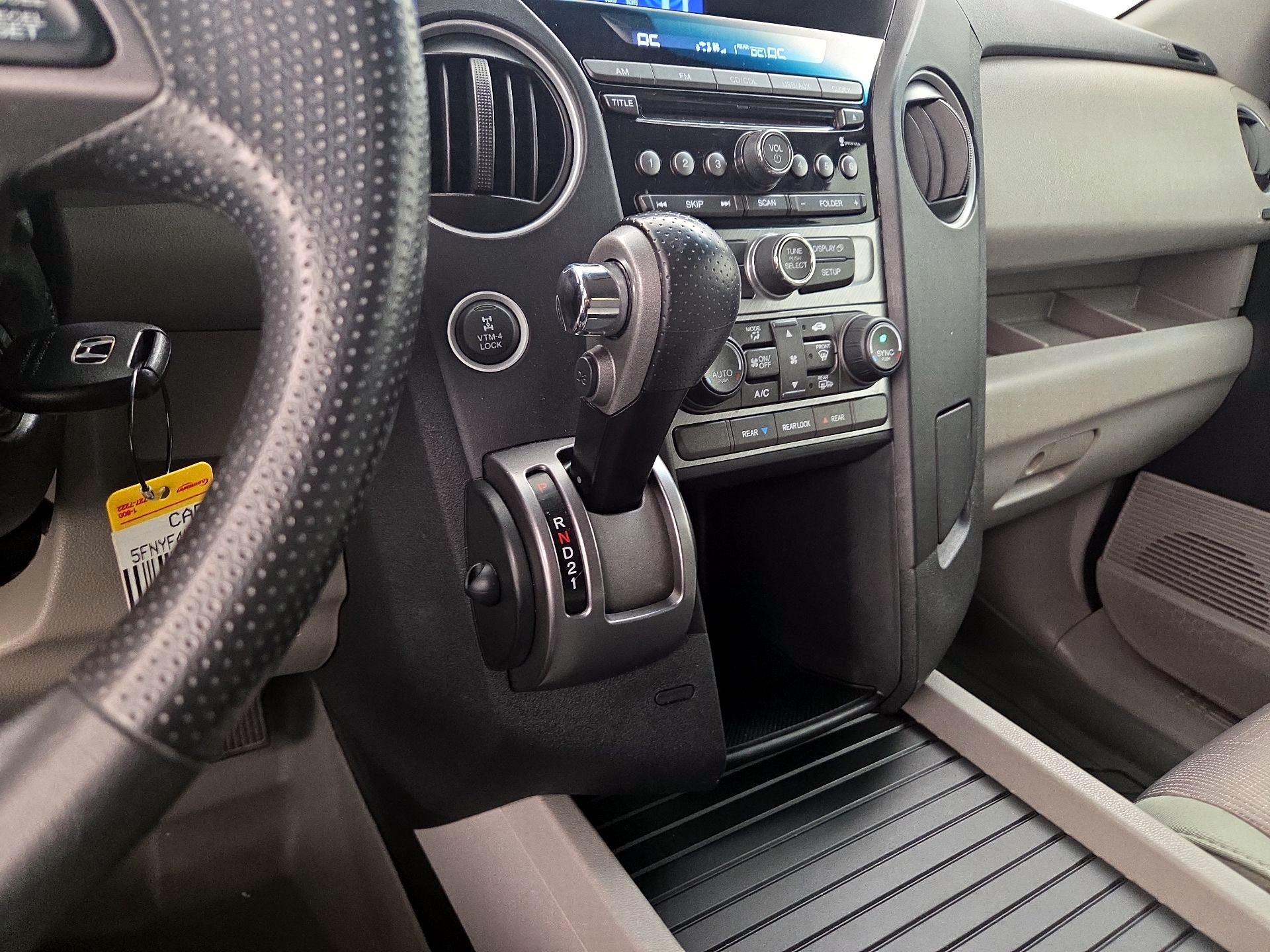 Thumbnail: 2014 Honda Pilot - 17